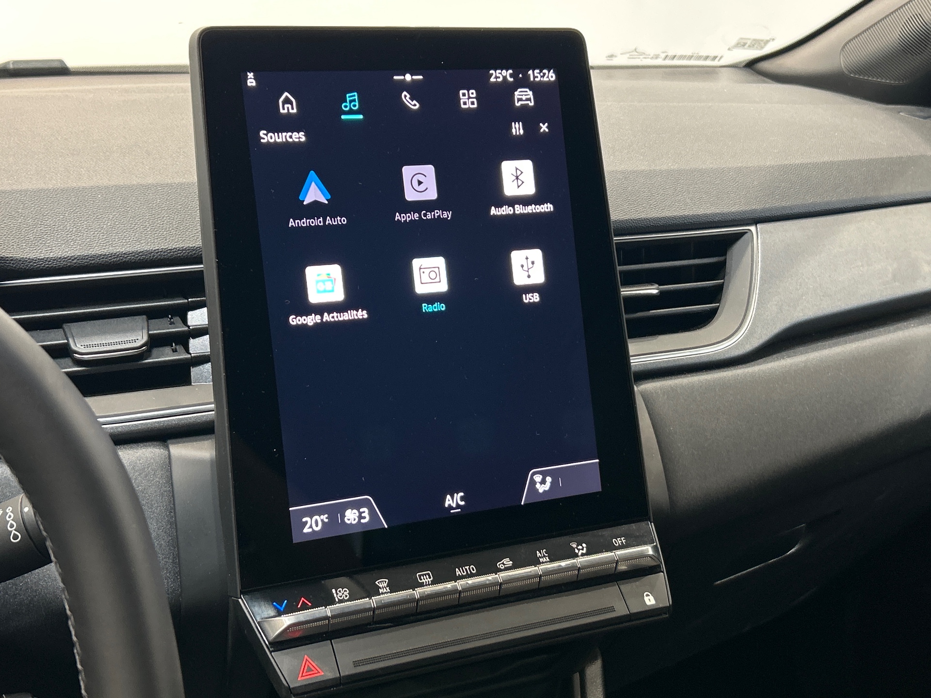 Photo 14 du véhicule RENAULT CAPTUR