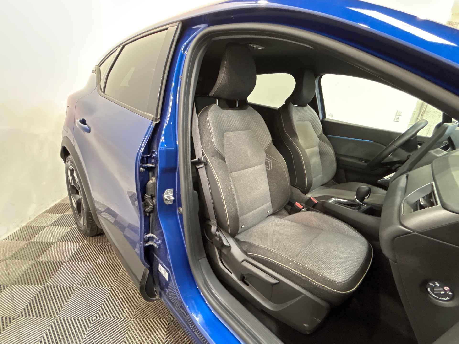 Photo 35 du véhicule RENAULT CAPTUR
