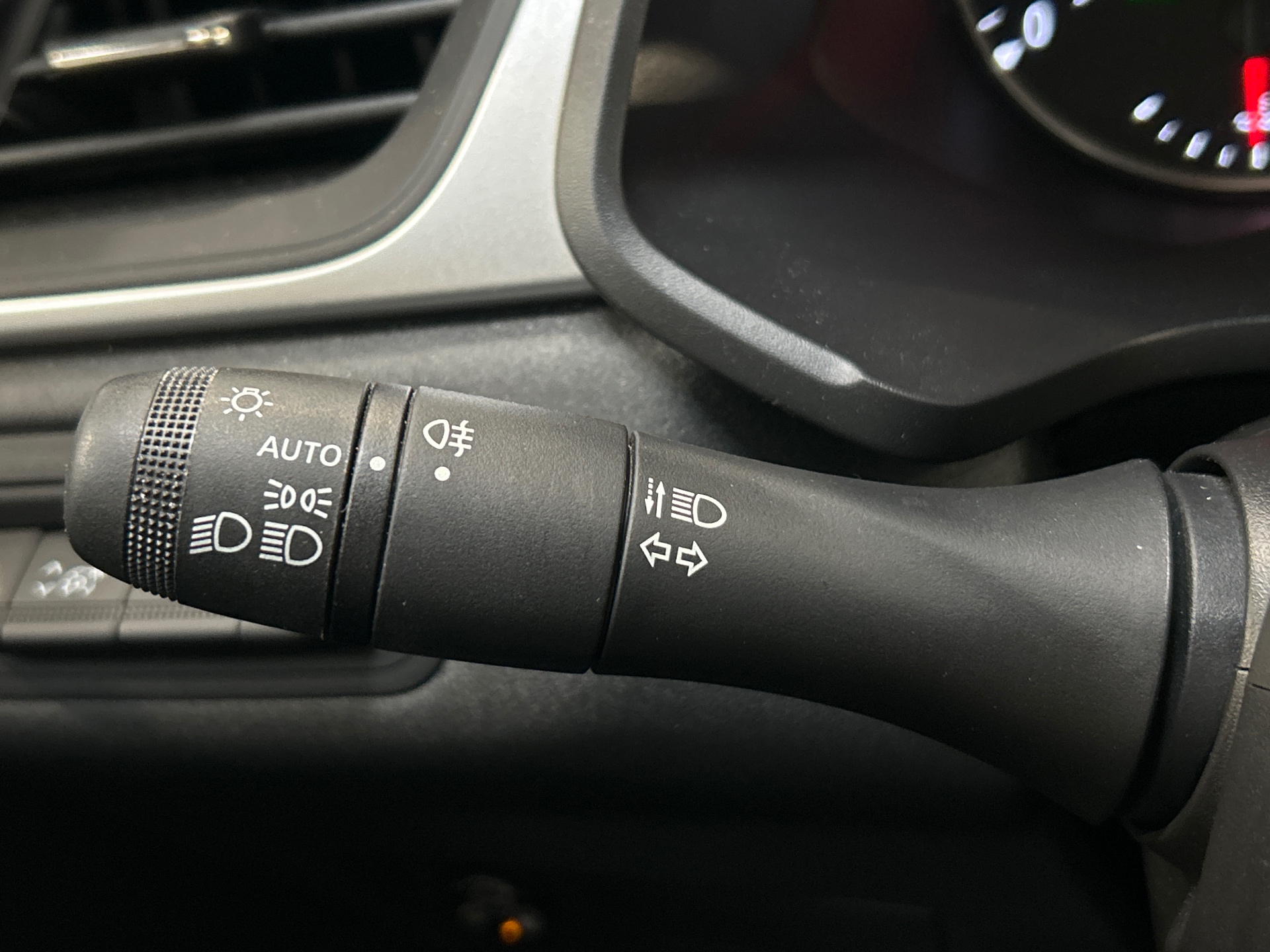 Photo 25 du véhicule RENAULT CAPTUR