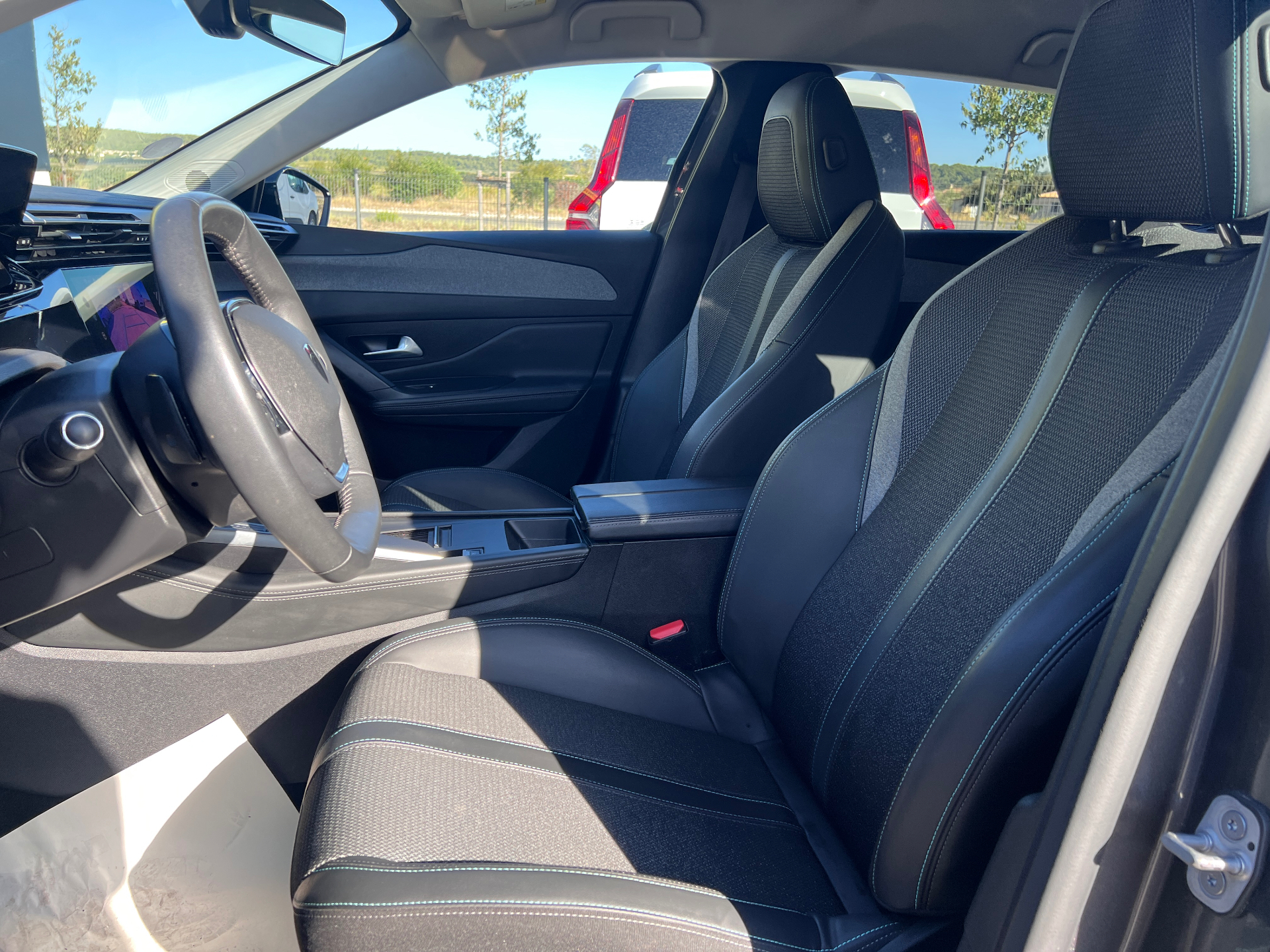 PEUGEOT 308 SW — photo 13