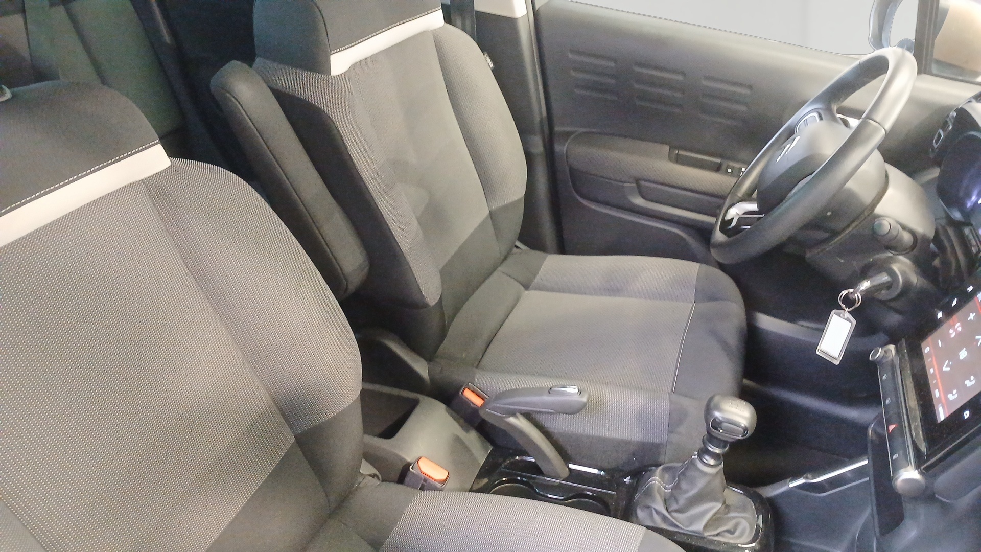 Photo 10 du véhicule CITROEN C3 AIRCROSS