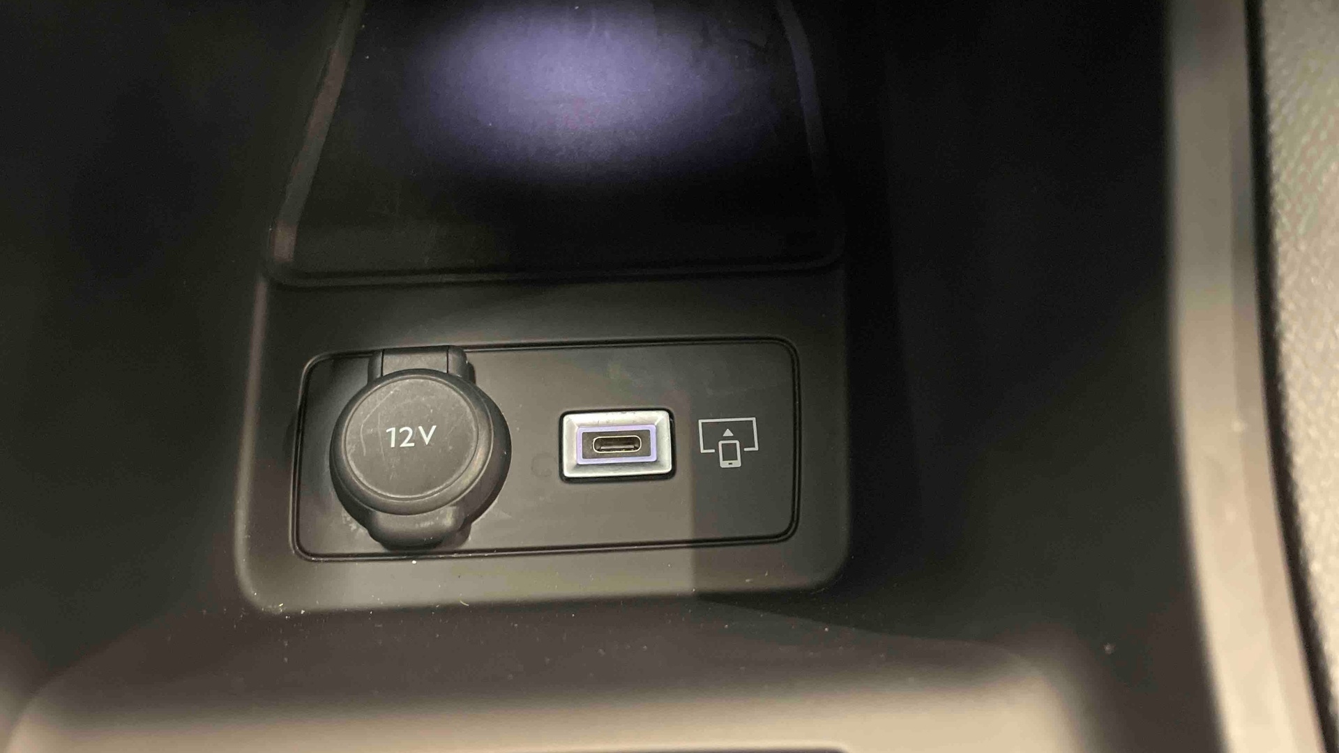 Photo 21 du véhicule PEUGEOT 308