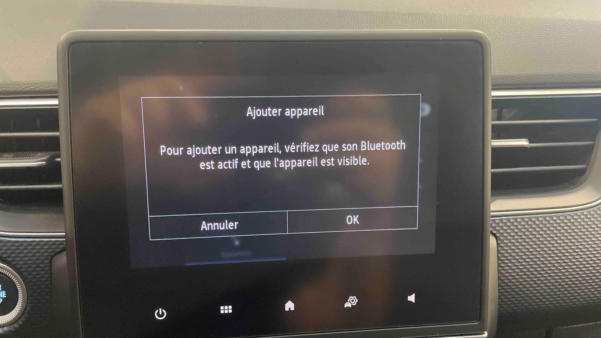 Photo 16 du véhicule RENAULT ARKANA