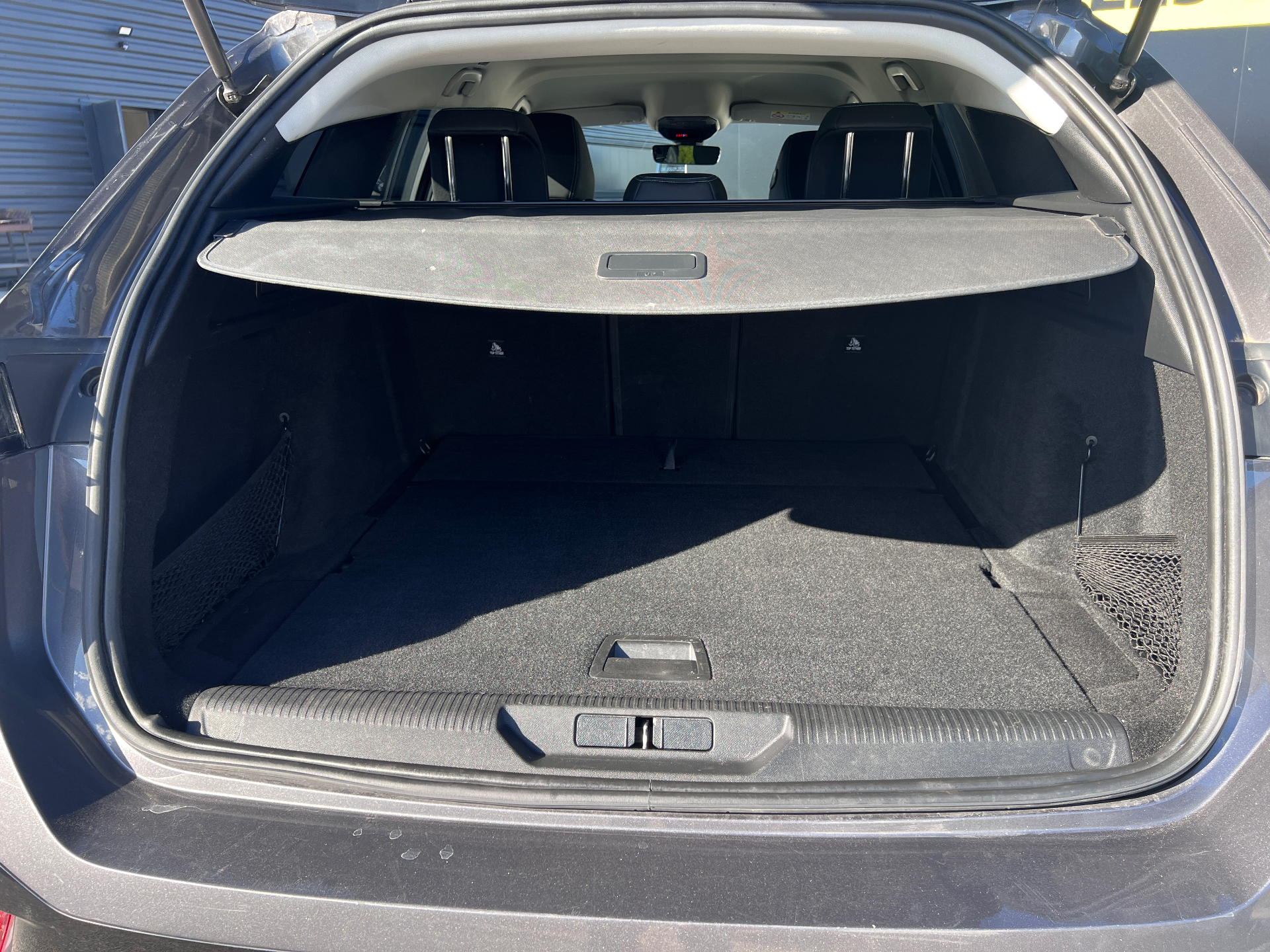 PEUGEOT 308 SW — photo 11