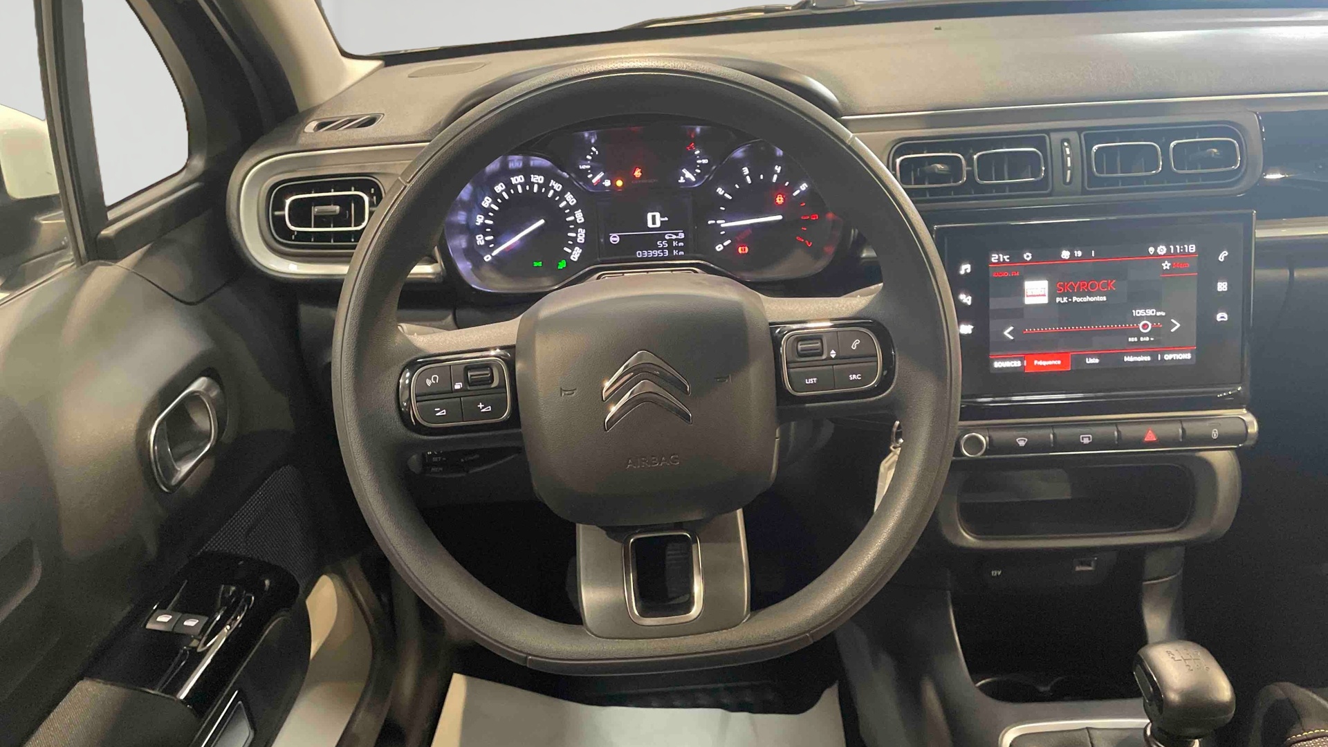 Photo 8 du véhicule CITROEN C3