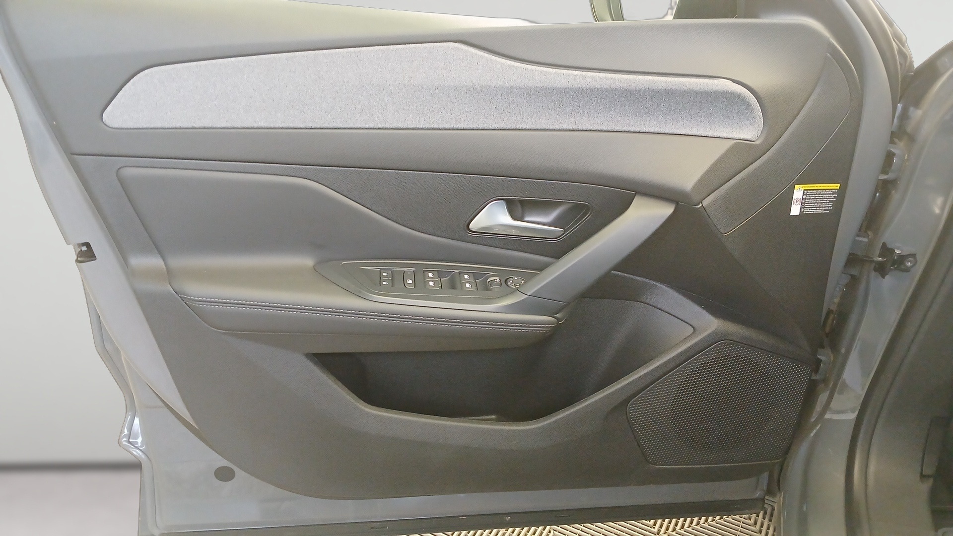 Photo 8 du véhicule PEUGEOT 408