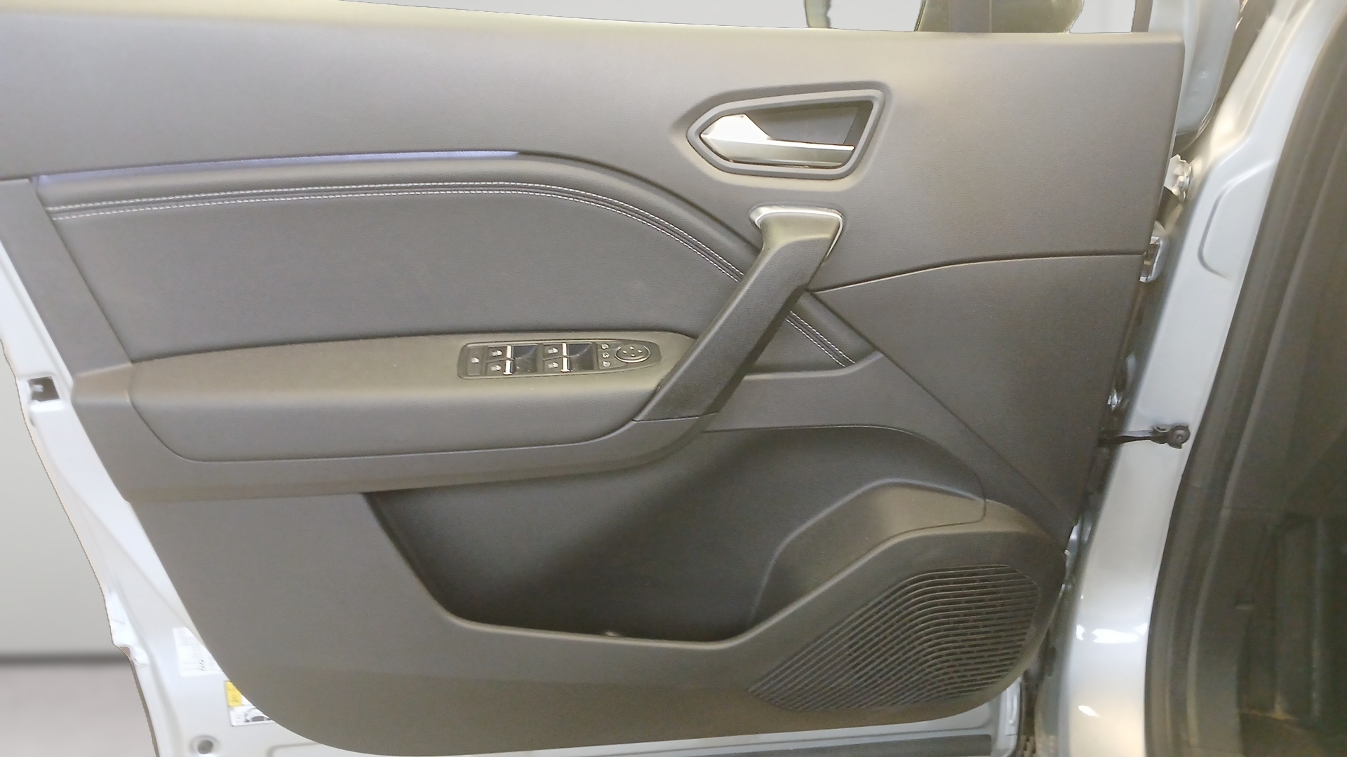 Photo 8 du véhicule RENAULT CAPTUR