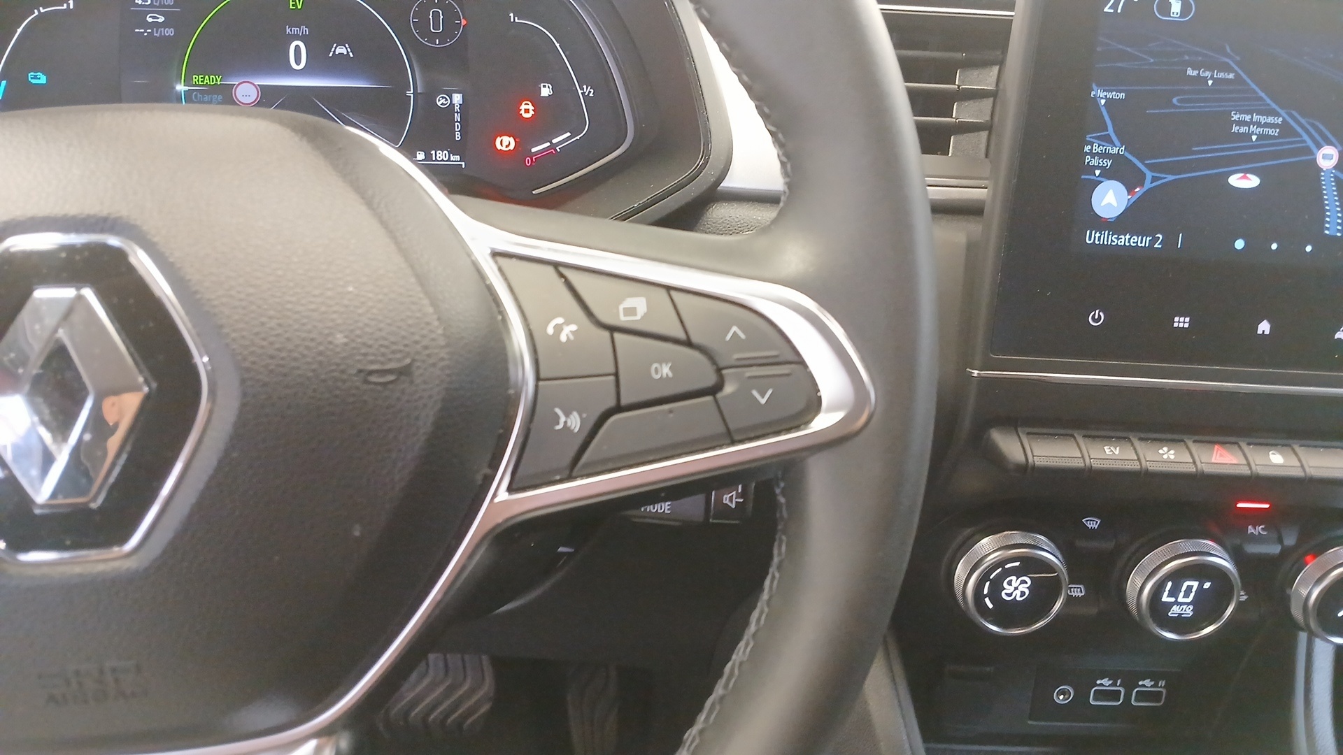 Photo 13 du véhicule RENAULT CAPTUR
