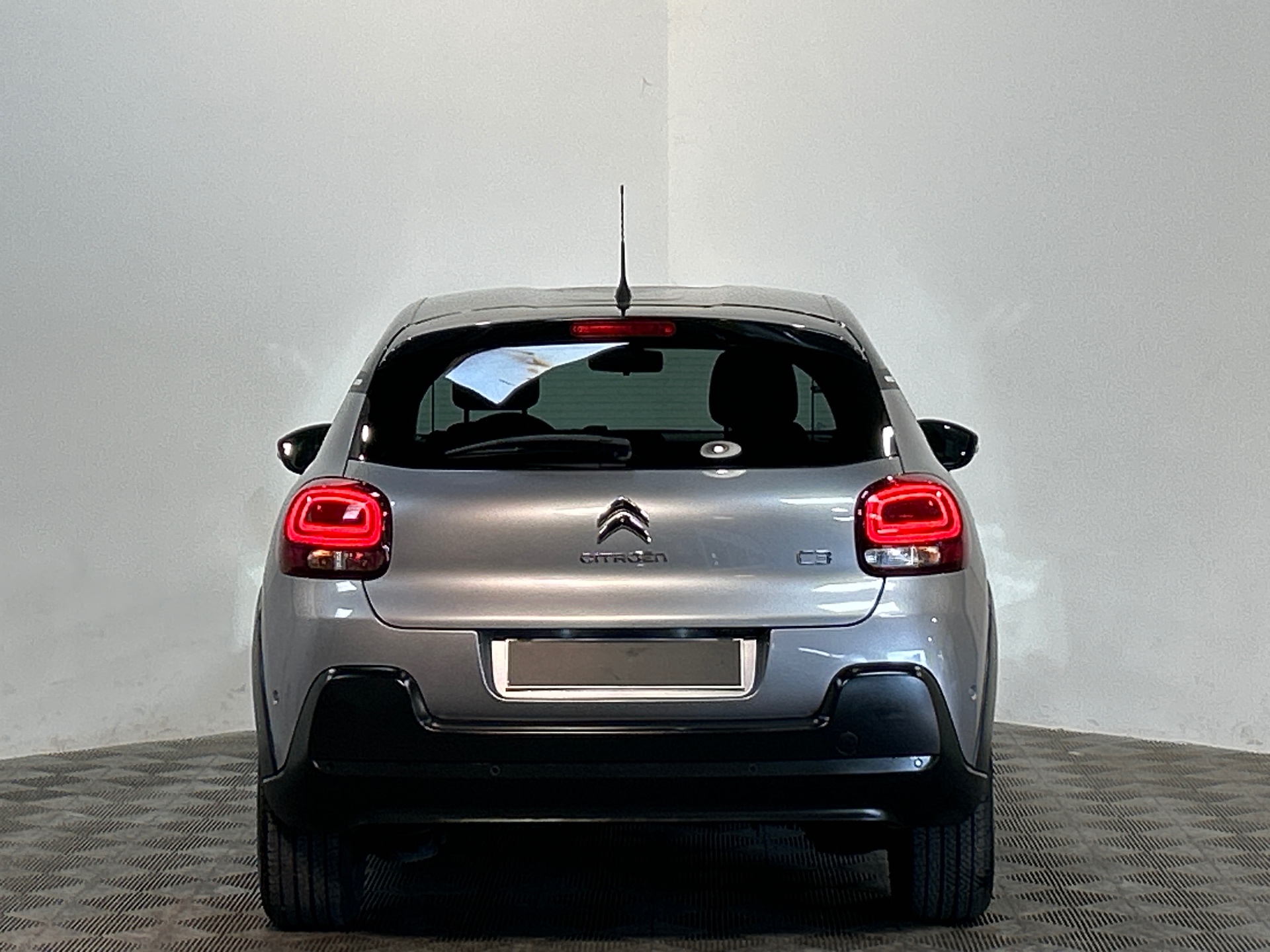Photo 7 du véhicule CITROEN C3