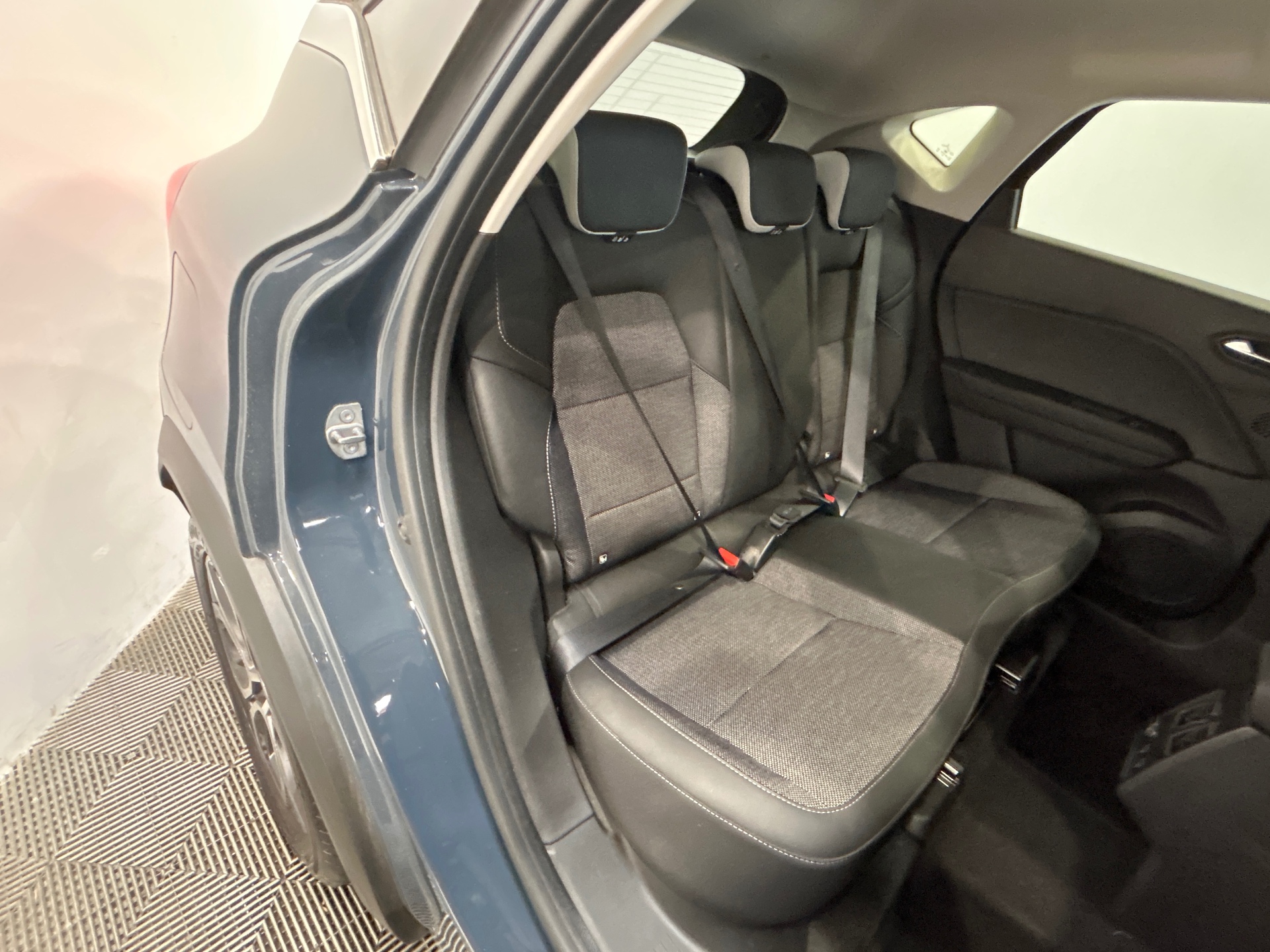 Photo 33 du véhicule RENAULT CAPTUR