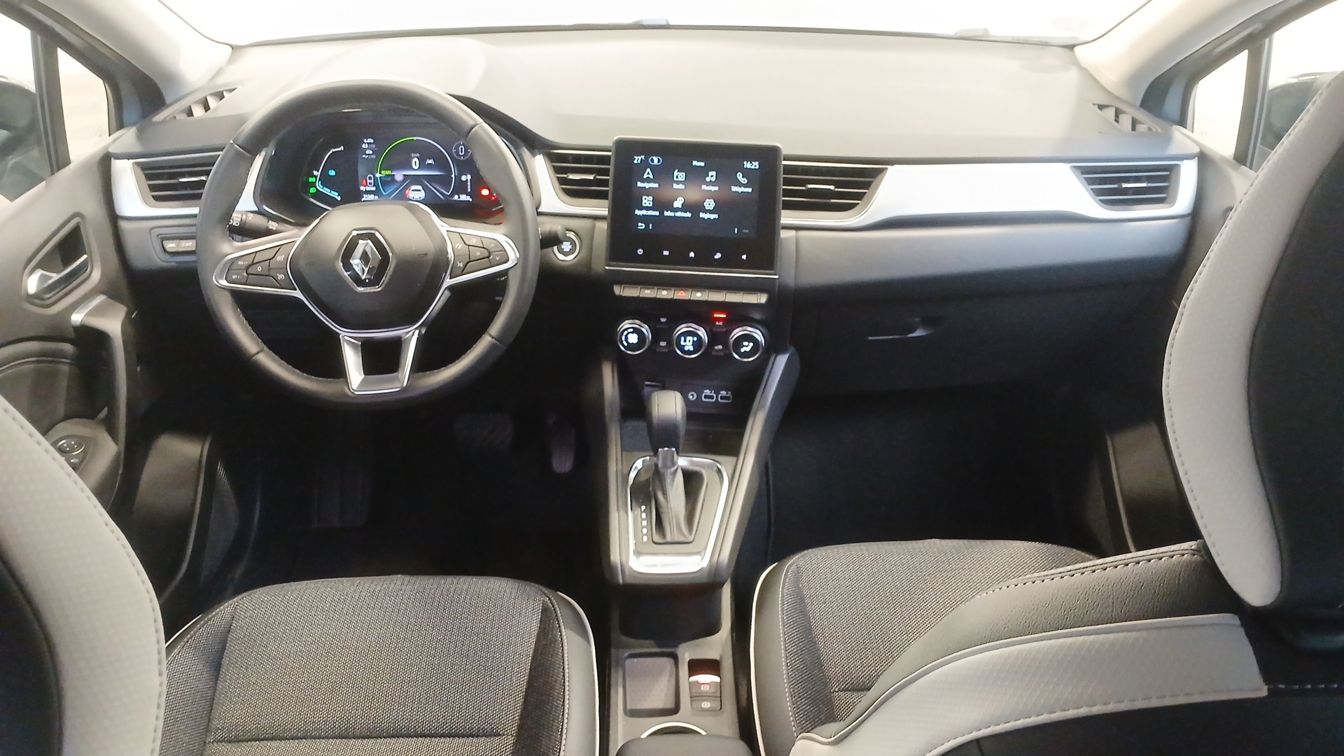 Photo 28 du véhicule RENAULT CAPTUR