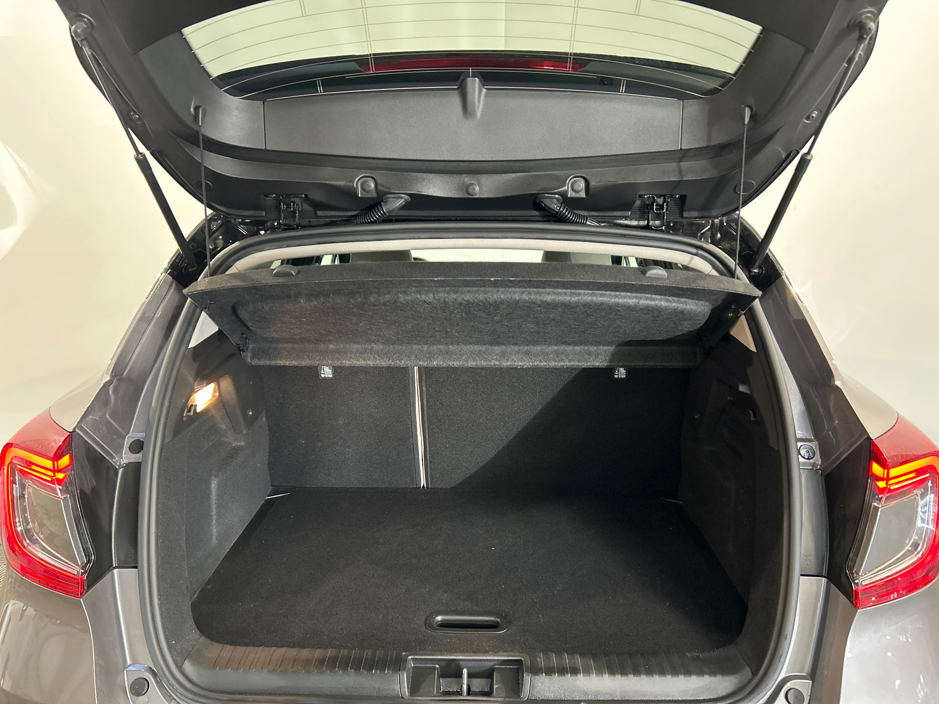 Photo 37 du véhicule RENAULT CAPTUR