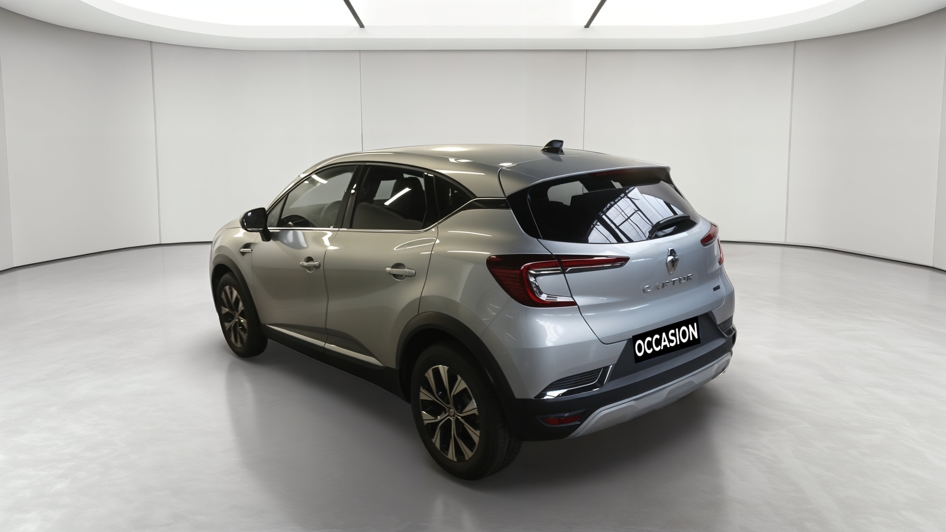 Photo 6 du véhicule RENAULT CAPTUR
