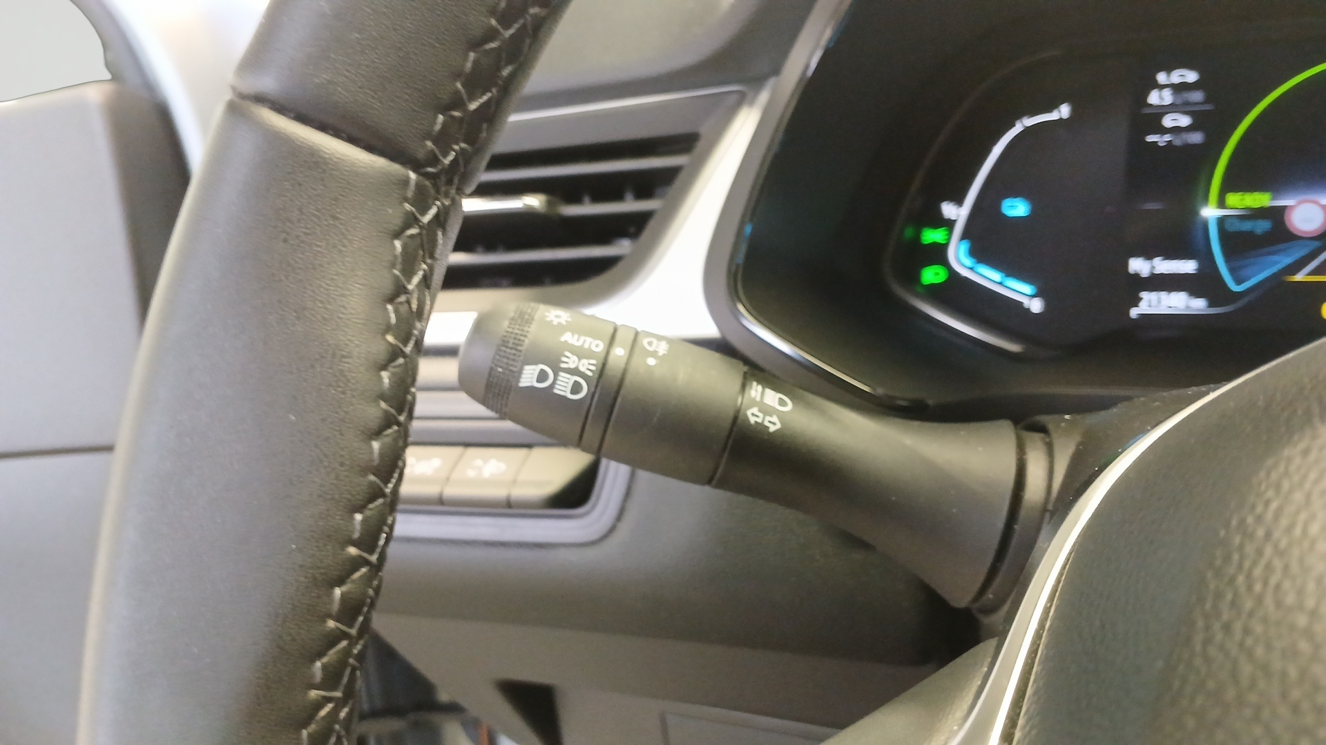 Photo 16 du véhicule RENAULT CAPTUR