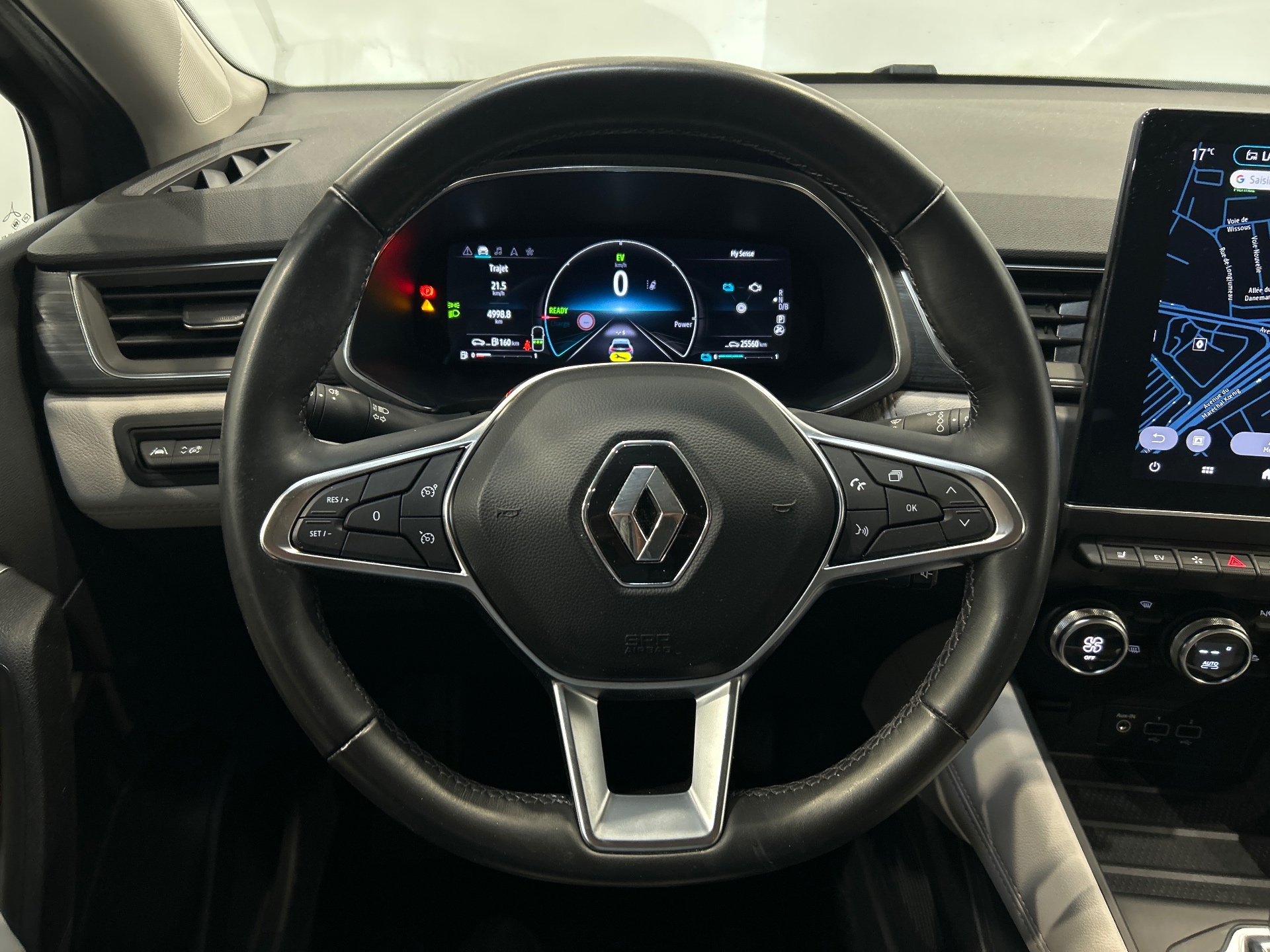 Photo 11 du véhicule RENAULT CAPTUR