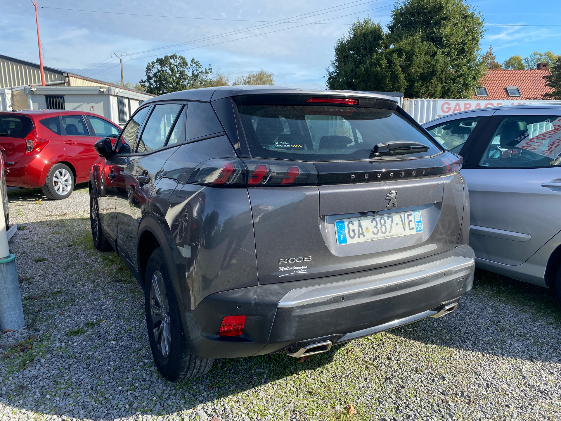PEUGEOT
