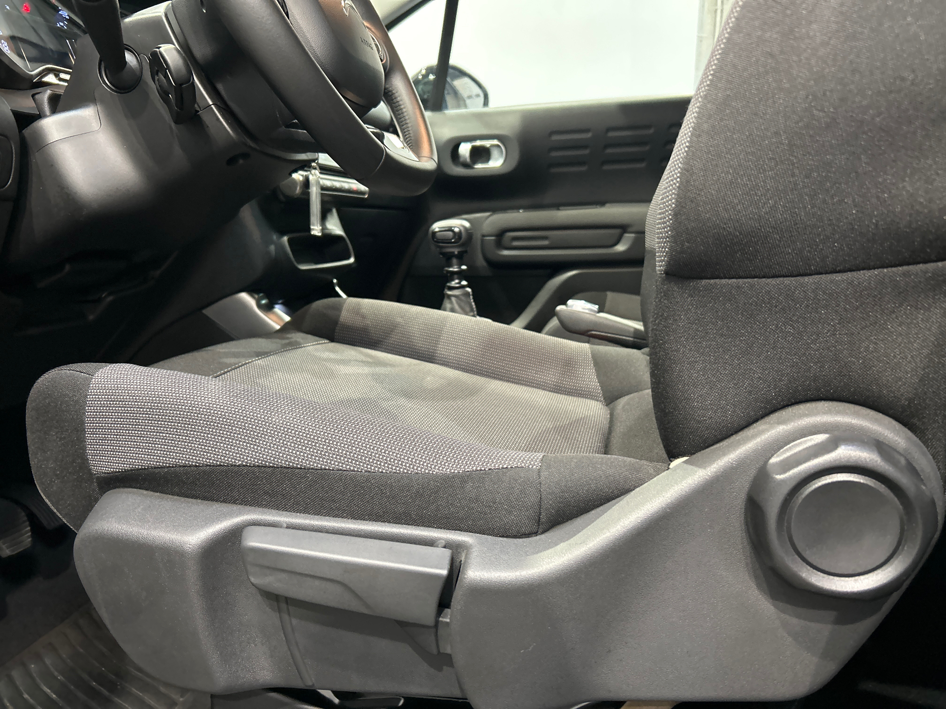 Photo 35 du véhicule CITROEN C3 AIRCROSS