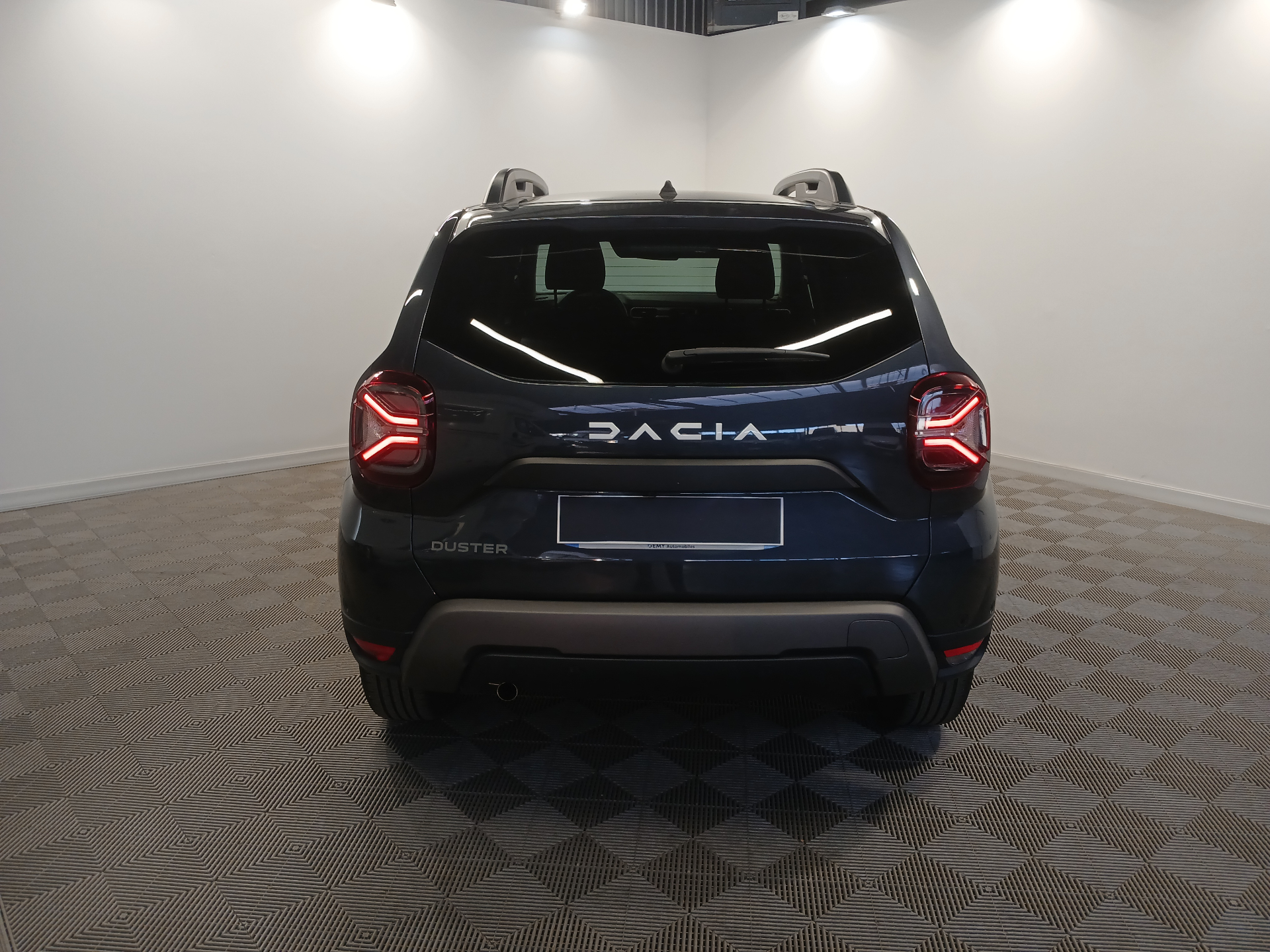 Photo 4 du véhicule DACIA DUSTER