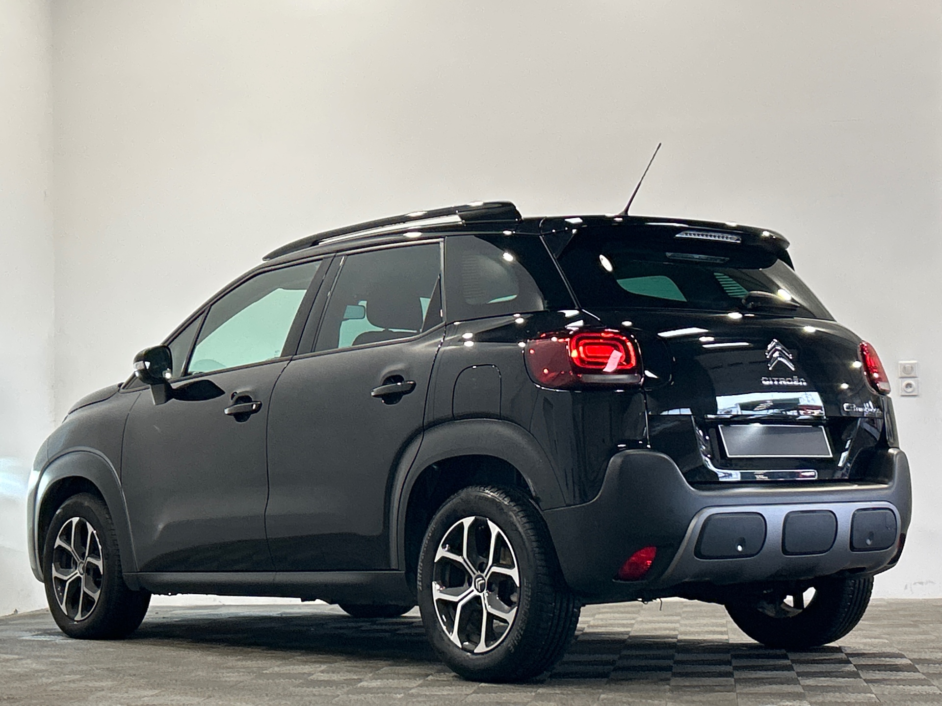 Photo 4 du véhicule CITROEN C3 AIRCROSS