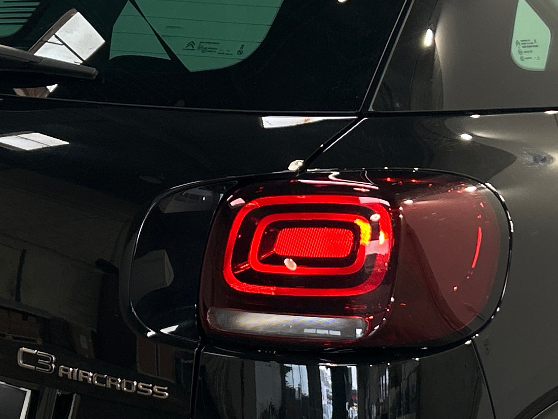 Photo 8 du véhicule CITROEN C3 AIRCROSS