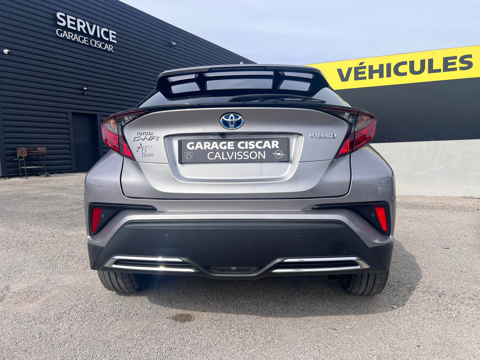 TOYOTA C-HR HYBRIDE MY20 2020 — photo 12