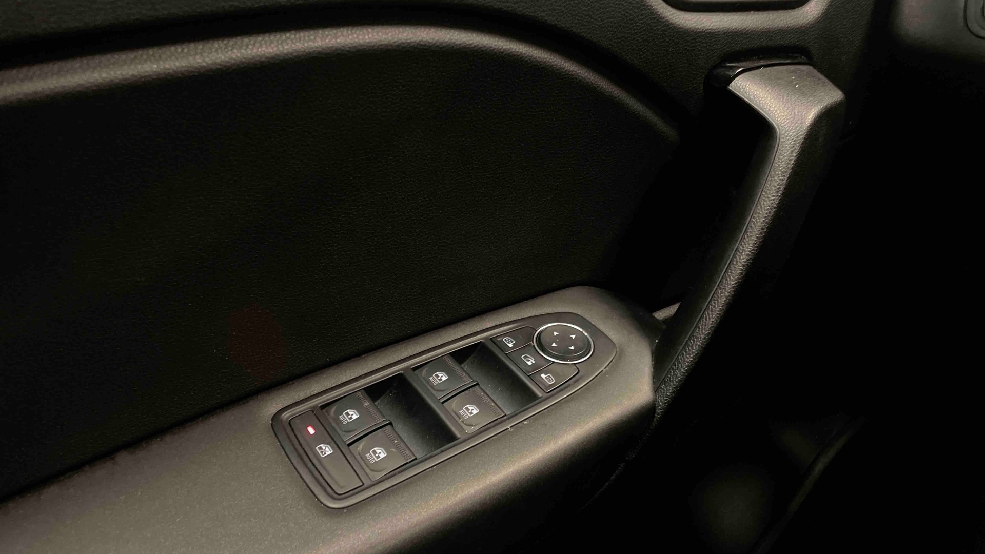 Photo 21 du véhicule RENAULT CAPTUR