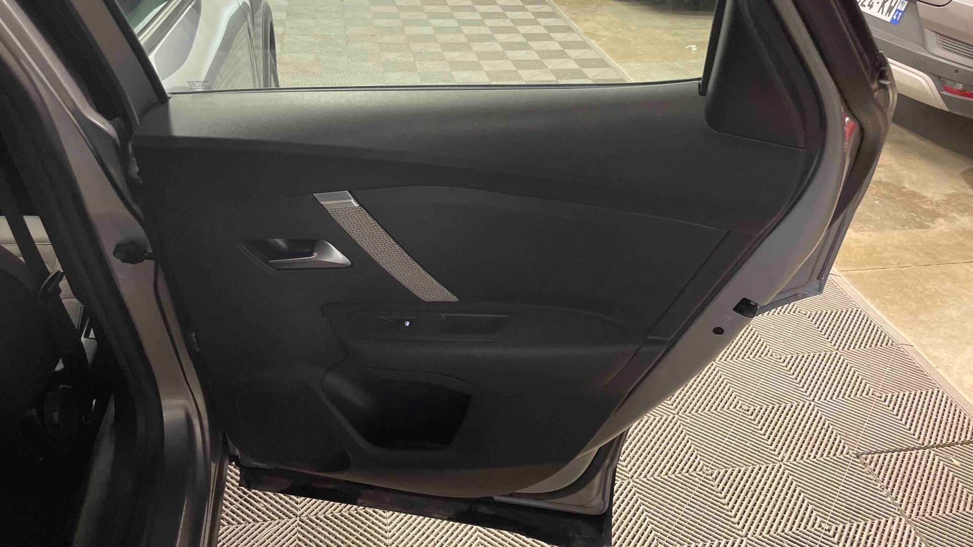 Photo 28 du véhicule CITROEN C4