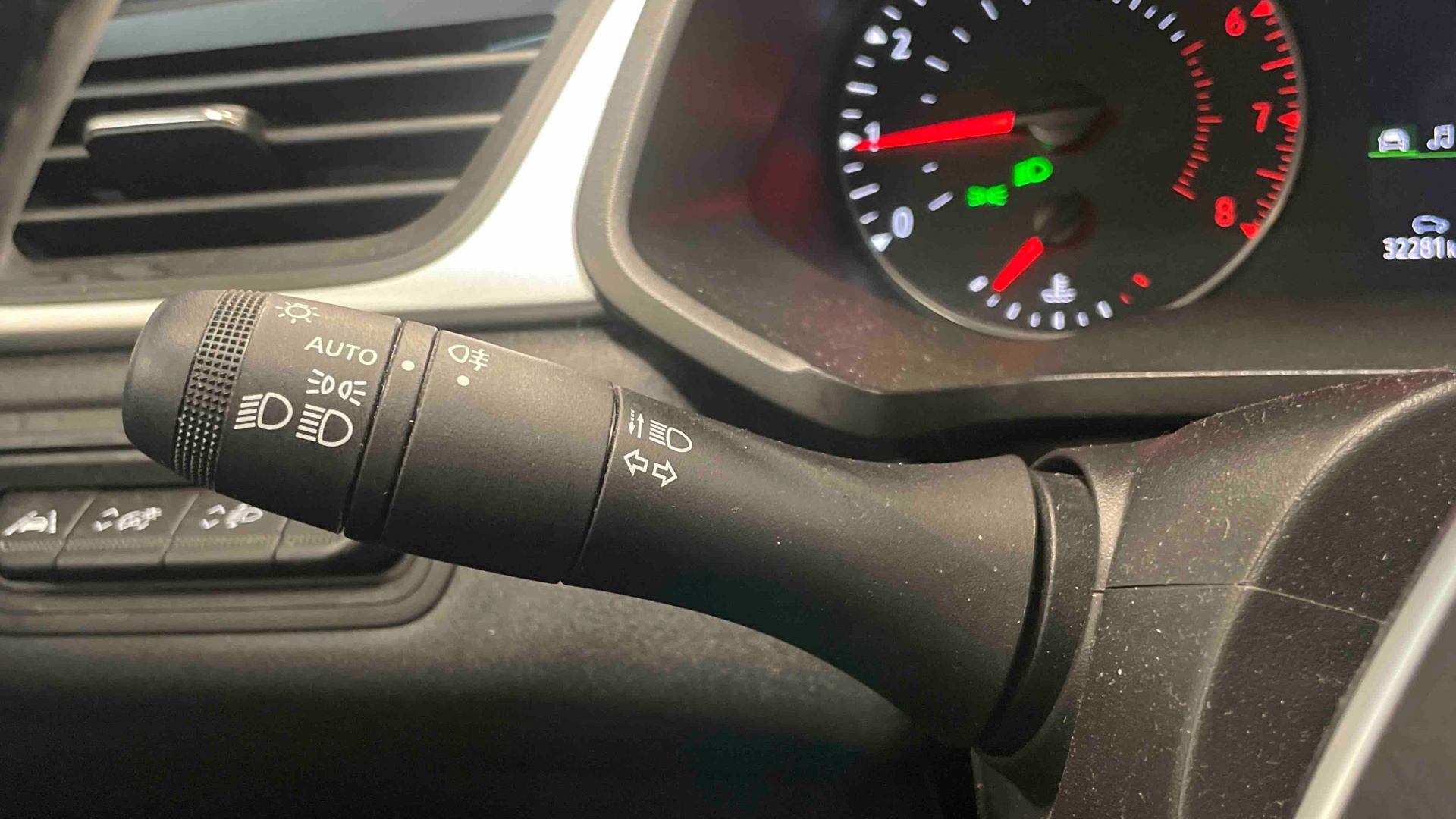 Photo 18 du véhicule RENAULT CAPTUR