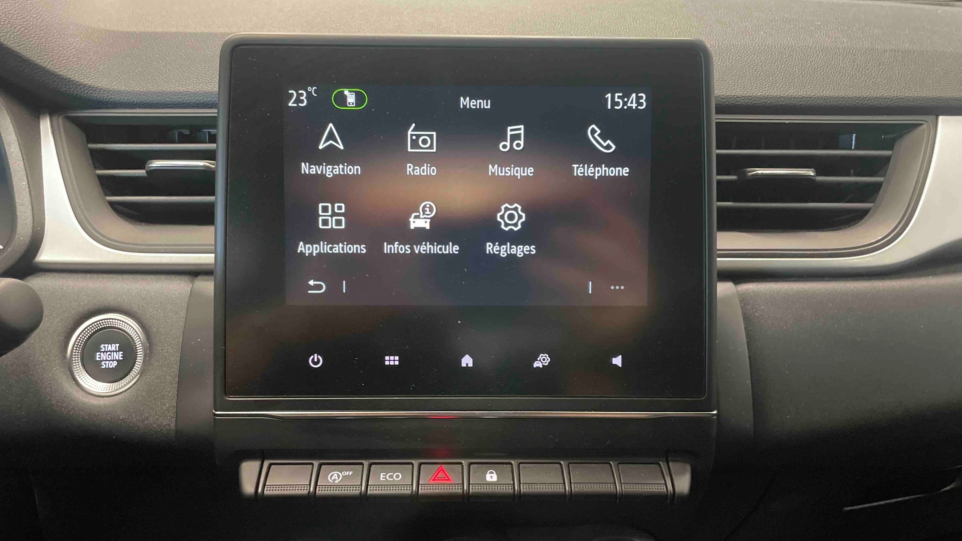 Photo 14 du véhicule RENAULT CAPTUR