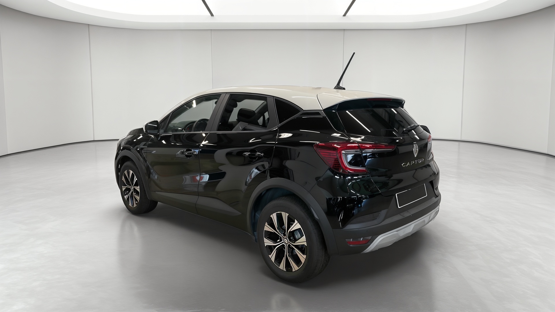 Photo 4 du véhicule RENAULT CAPTUR