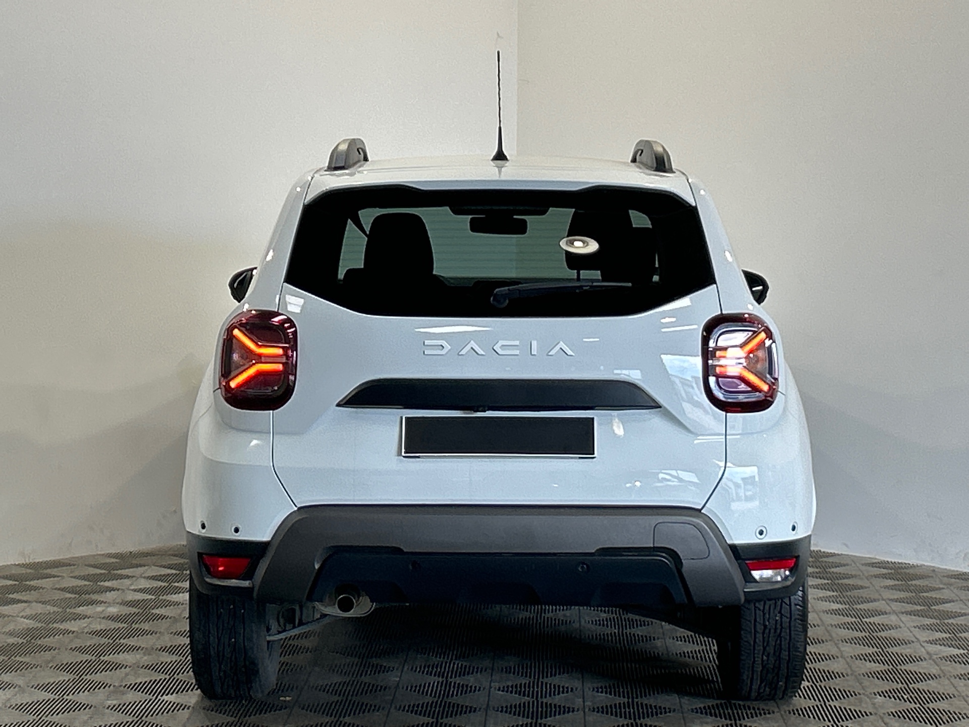 Photo 7 du véhicule DACIA DUSTER