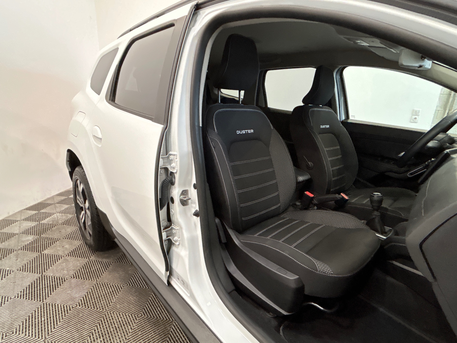 Photo 34 du véhicule DACIA DUSTER