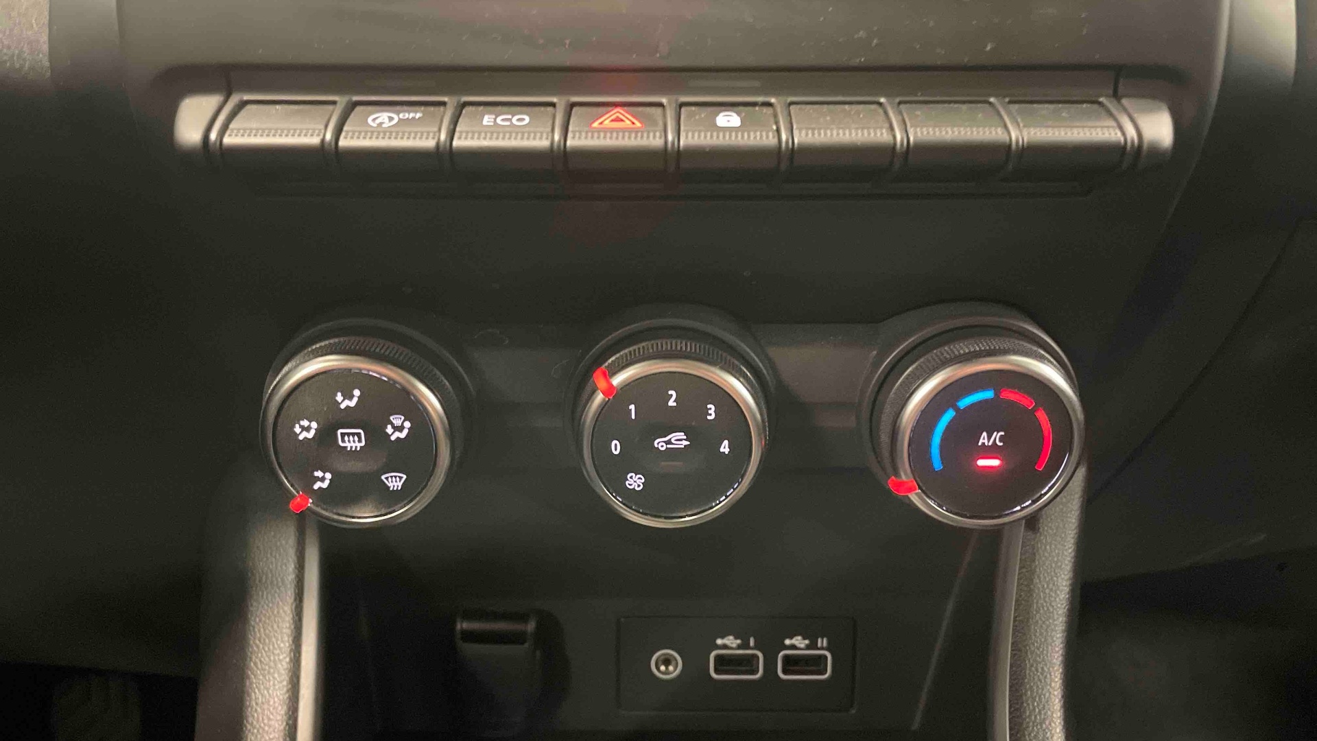 Photo 24 du véhicule RENAULT CAPTUR