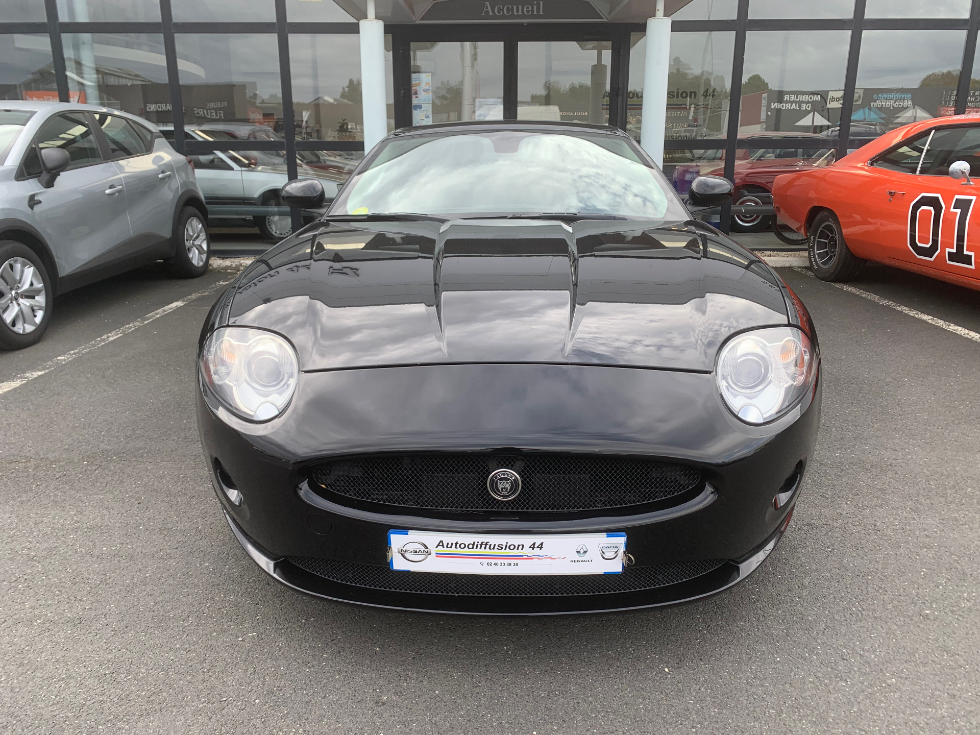 JAGUAR XK8