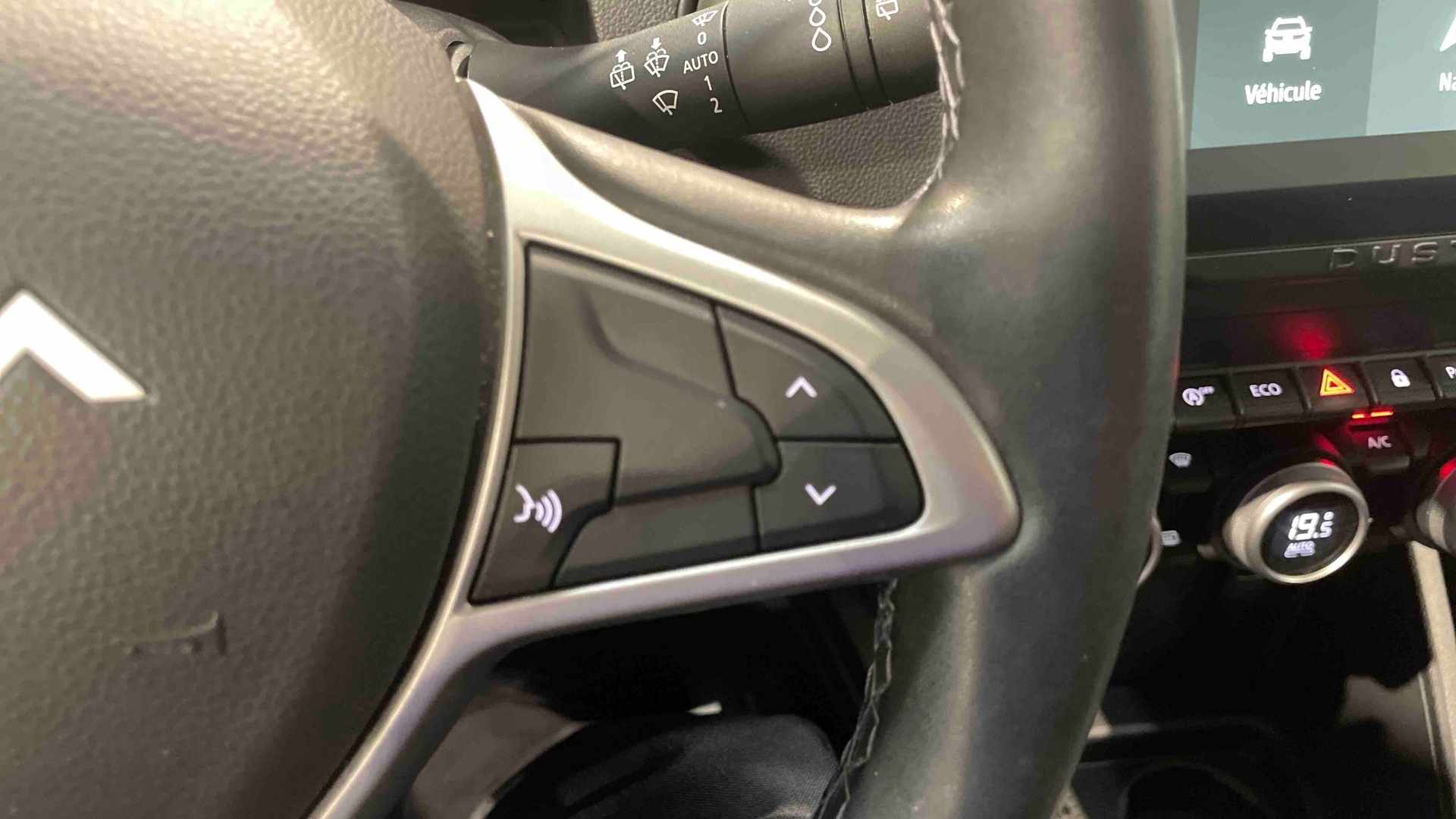 Photo 22 du véhicule DACIA DUSTER