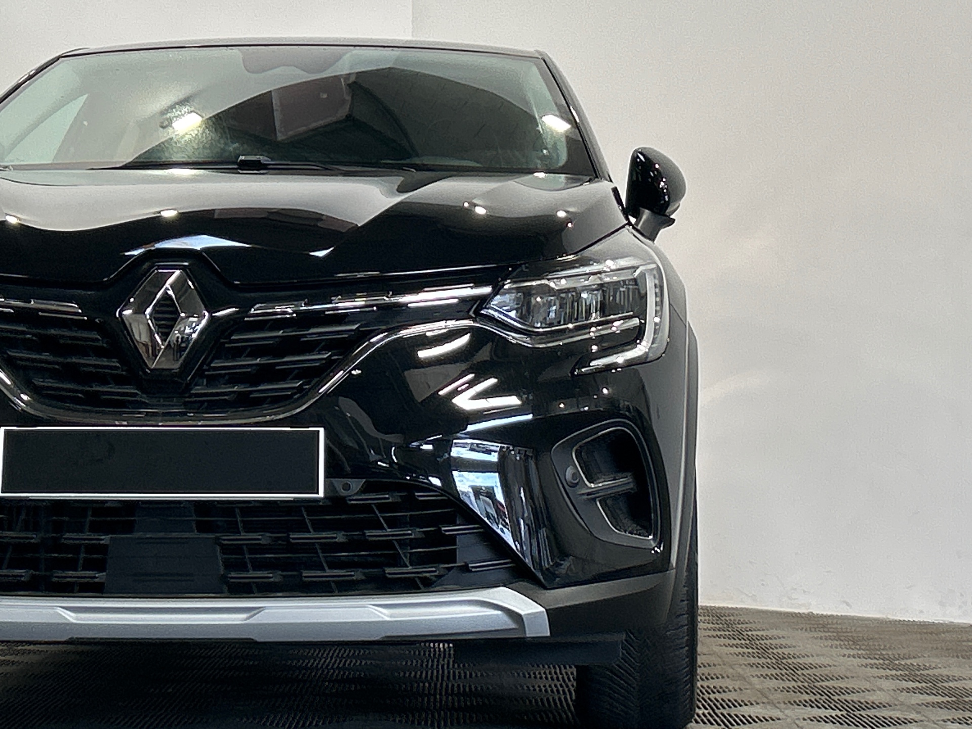 Photo 6 du véhicule RENAULT CAPTUR