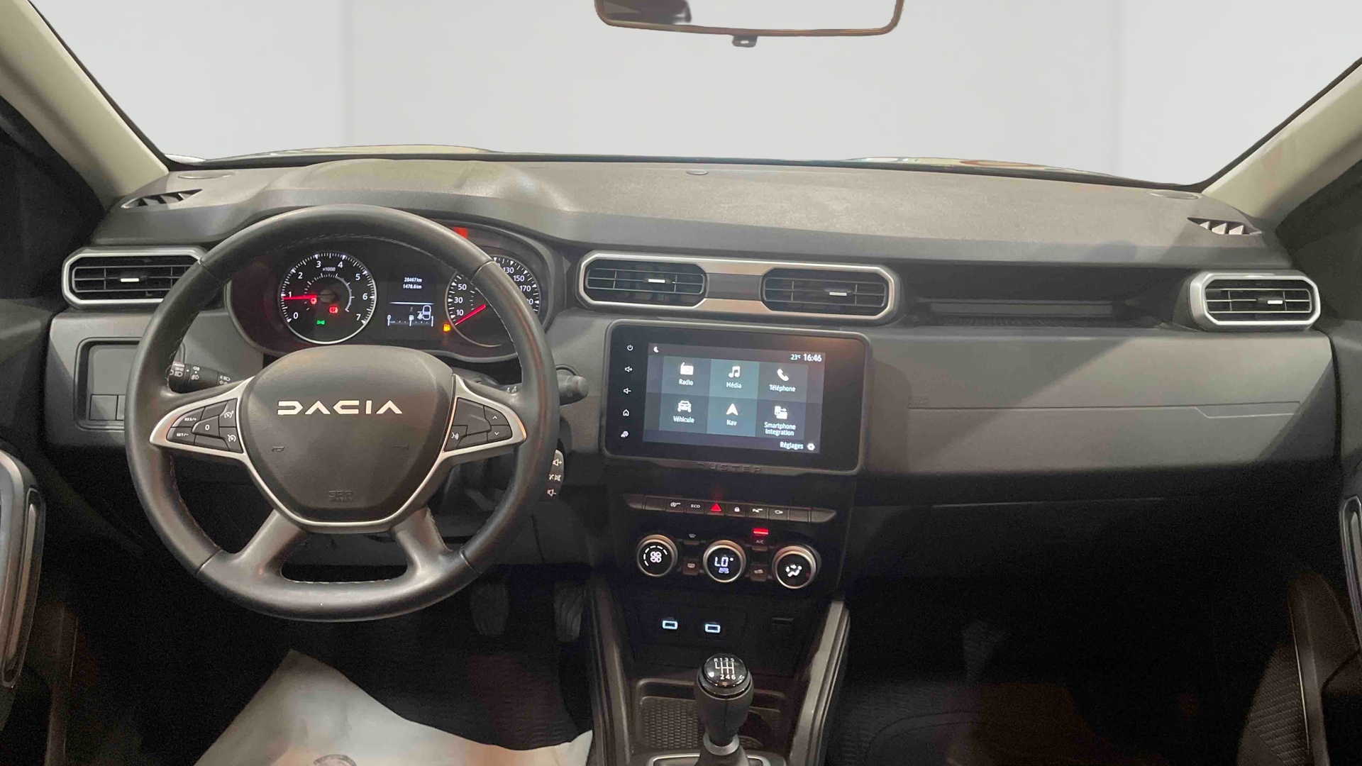 Photo 9 du véhicule DACIA DUSTER