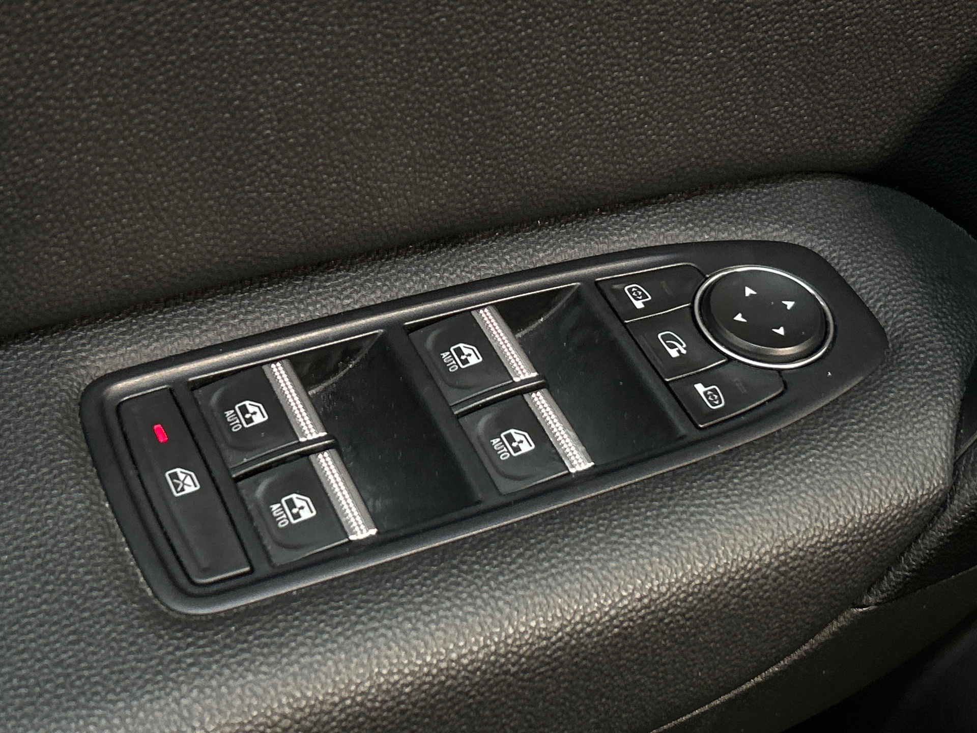 Photo 32 du véhicule RENAULT CAPTUR