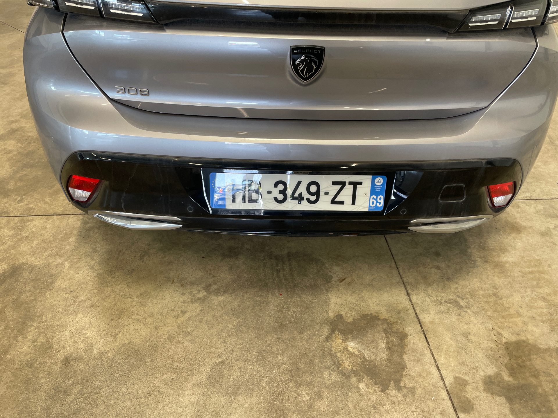 Photo 22 du véhicule PEUGEOT 308