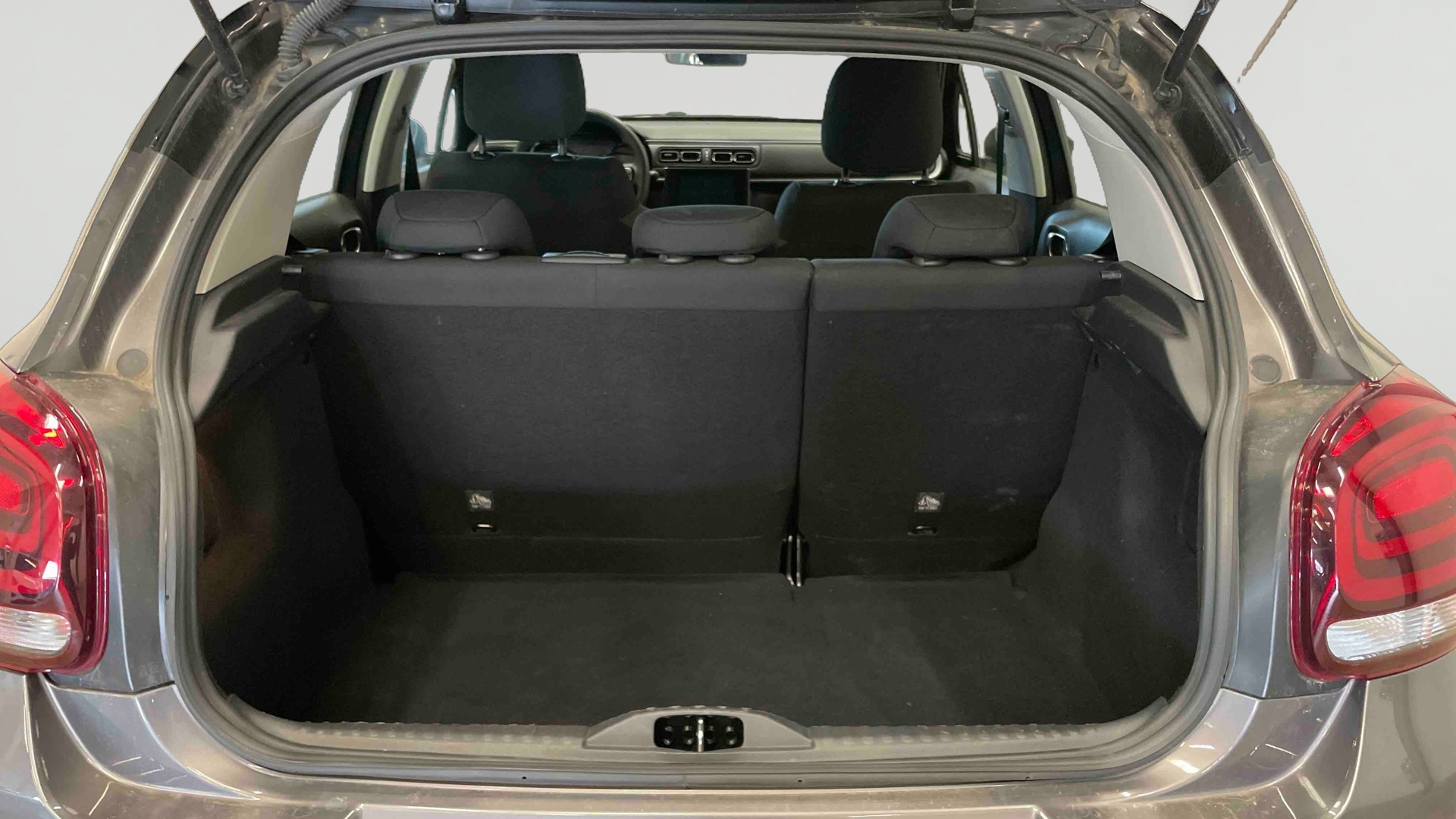Photo 6 du véhicule CITROEN C3