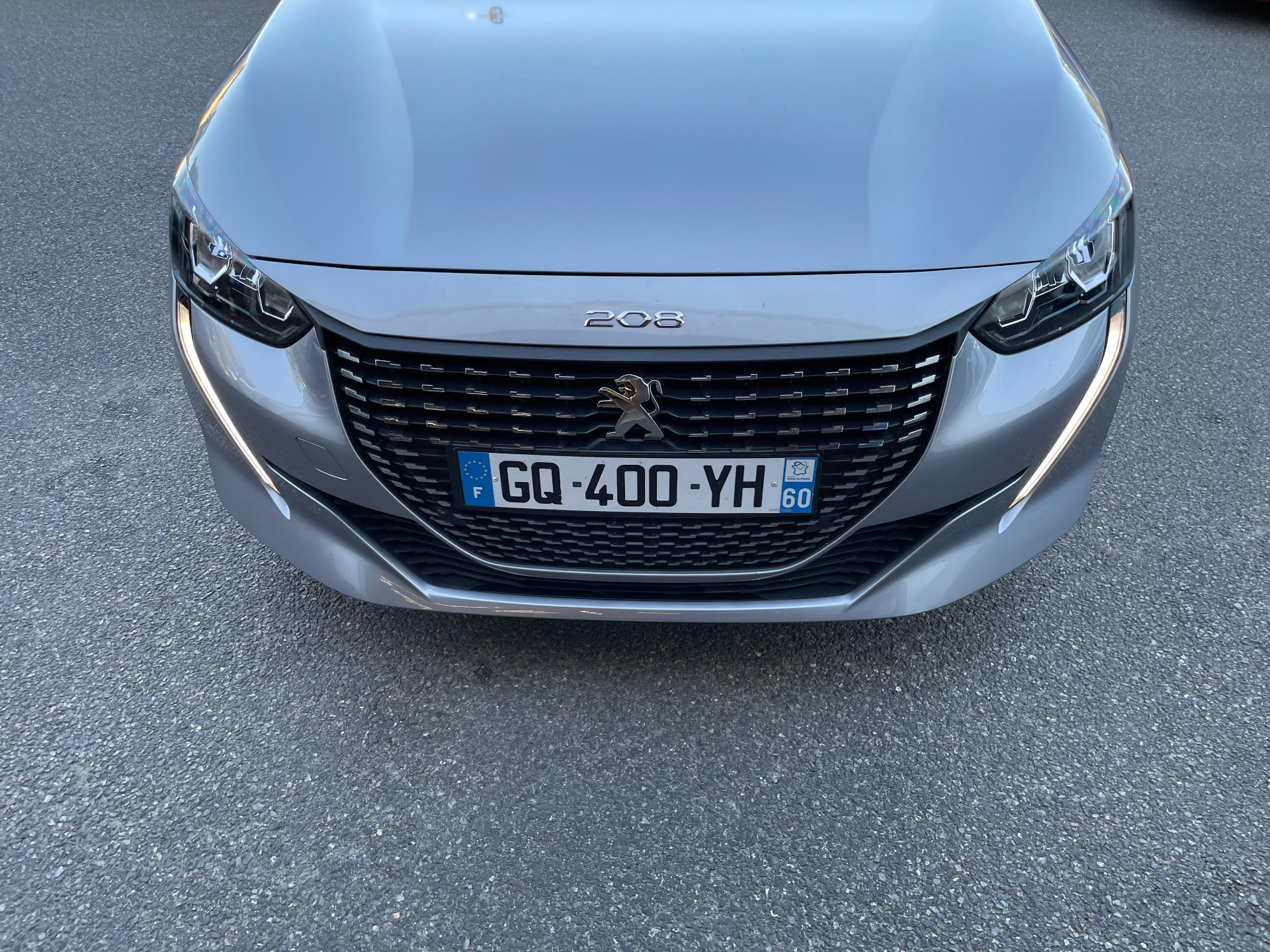 Photo 29 du véhicule PEUGEOT 208