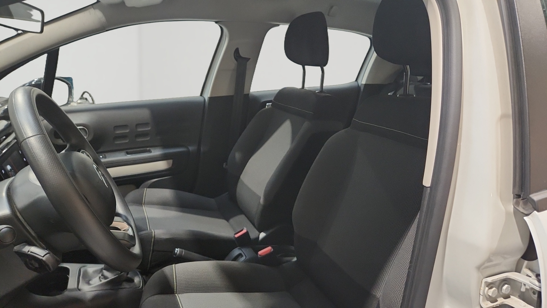 Photo 10 du véhicule CITROEN C3
