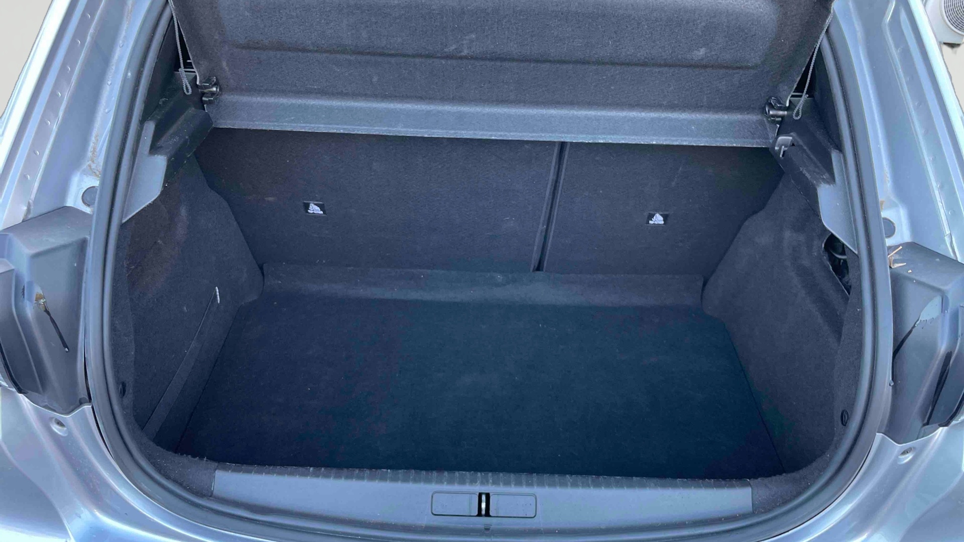 Photo 7 du véhicule PEUGEOT 208