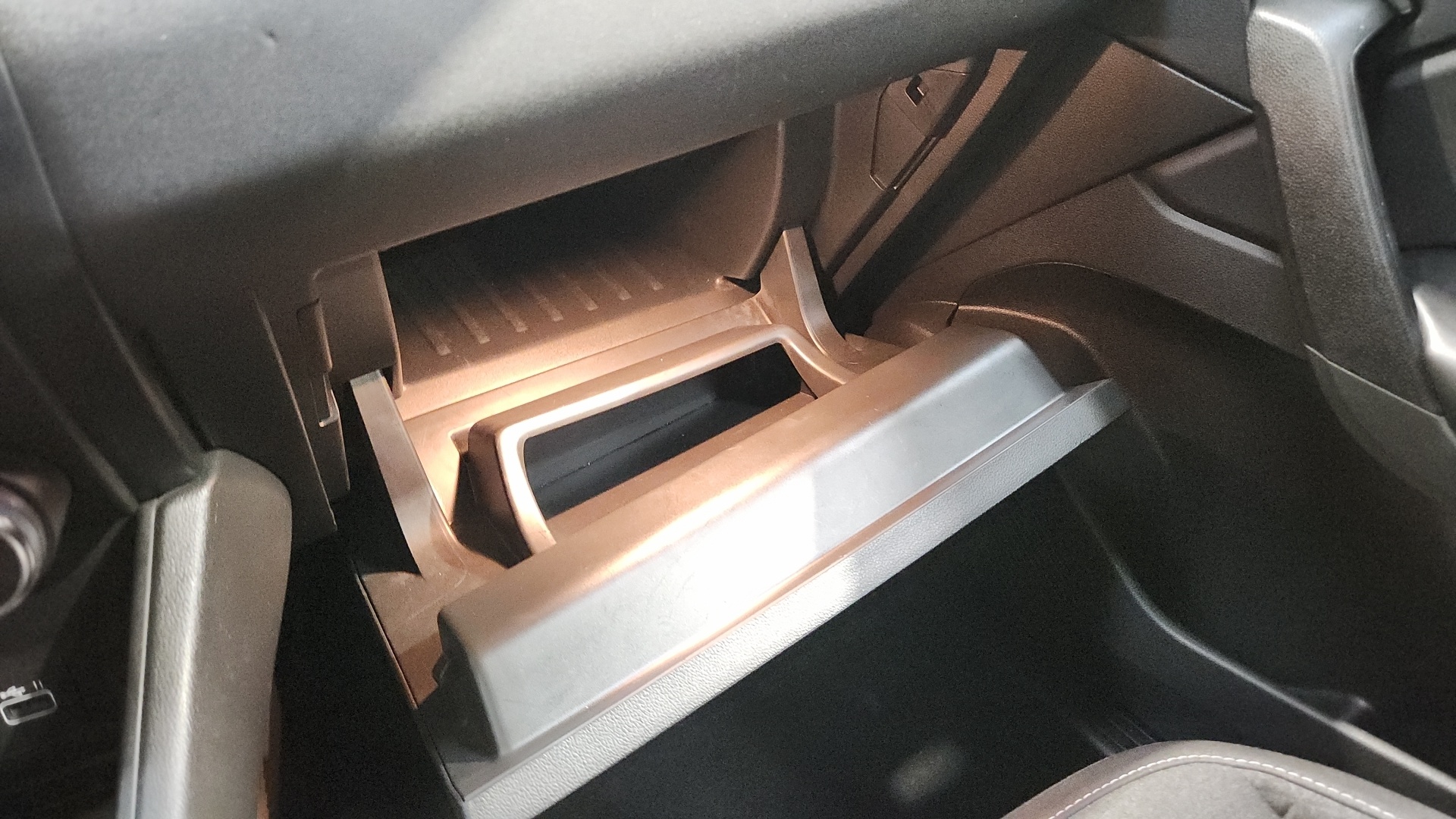 Photo 12 du véhicule RENAULT CAPTUR