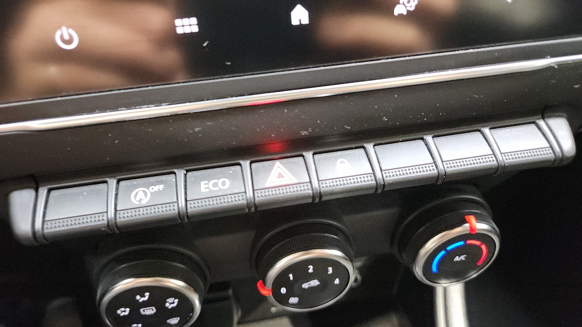 Photo 18 du véhicule RENAULT CAPTUR
