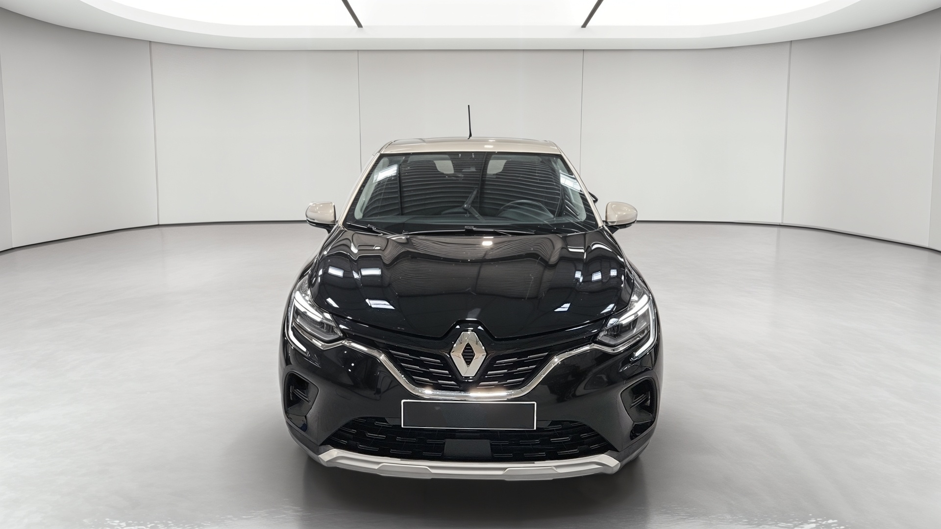 Photo 2 du véhicule RENAULT CAPTUR