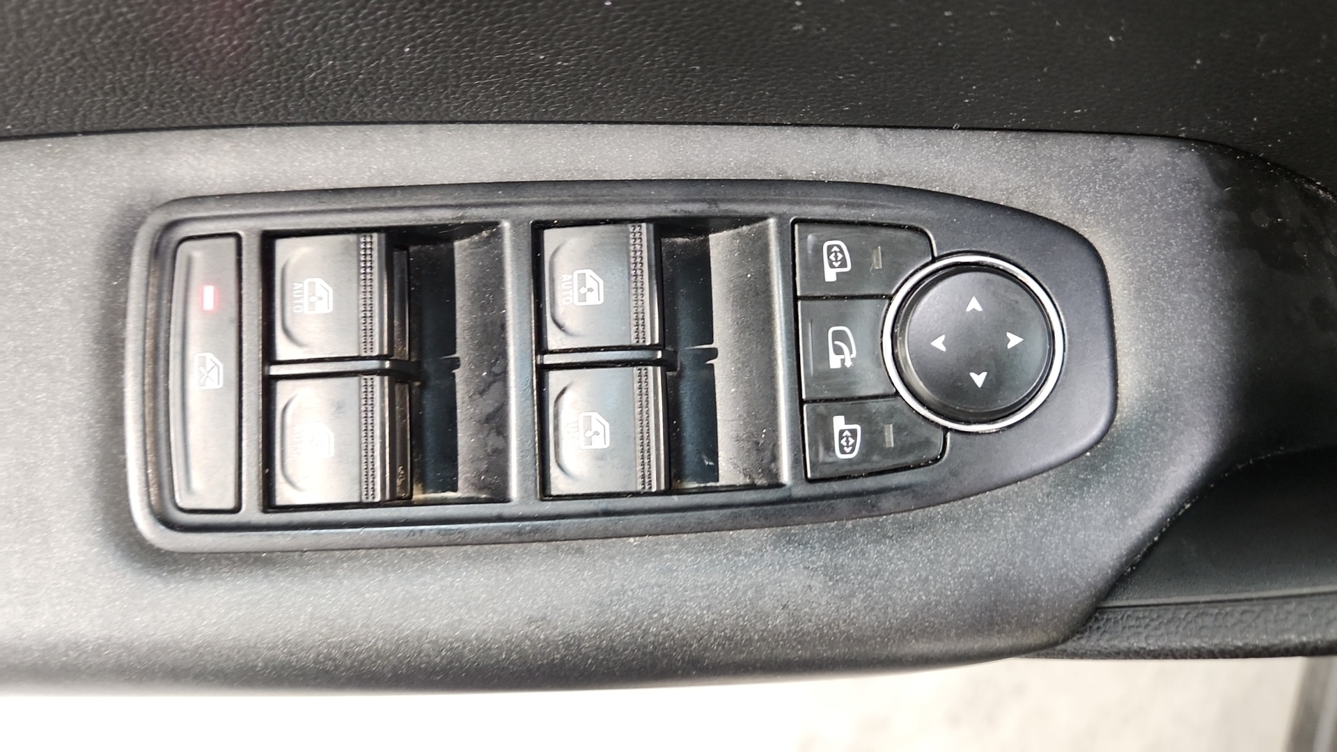 Photo 30 du véhicule RENAULT CAPTUR