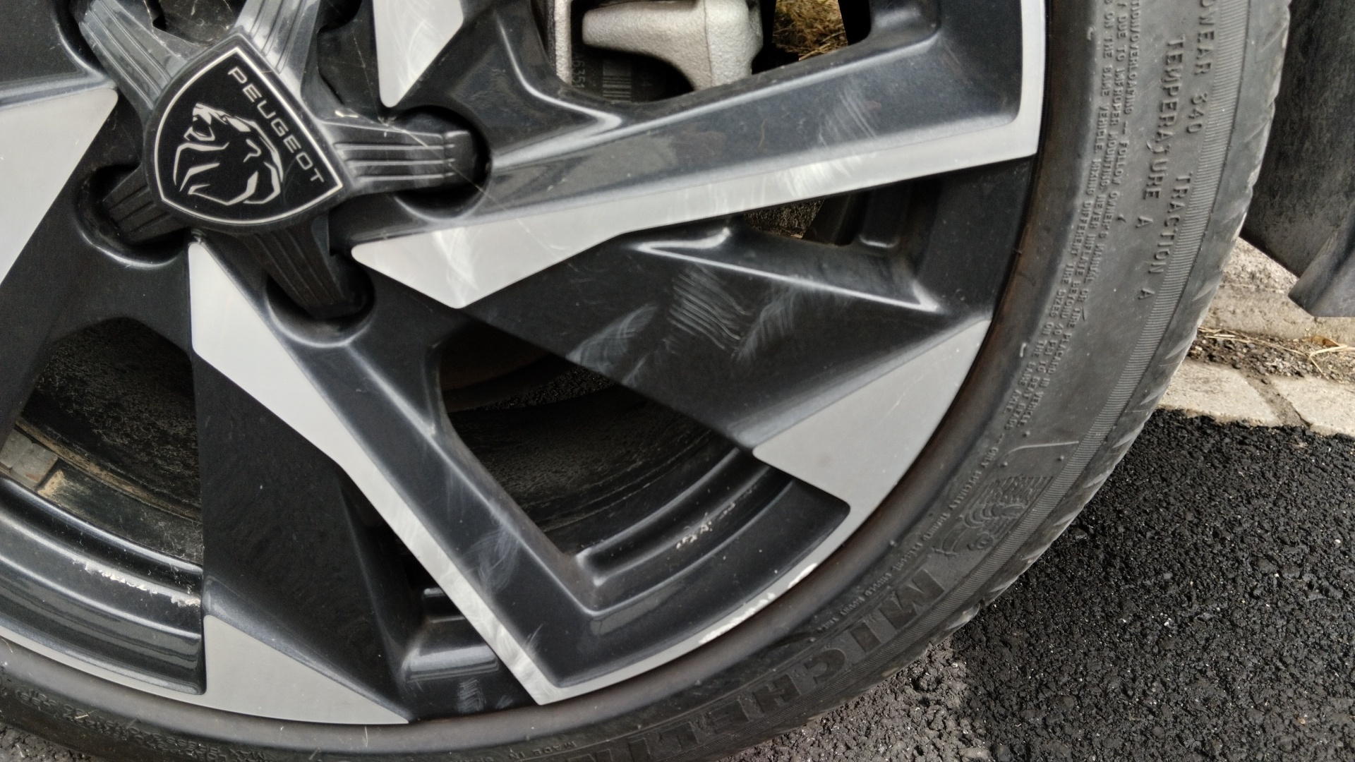 Photo 39 du véhicule PEUGEOT 308
