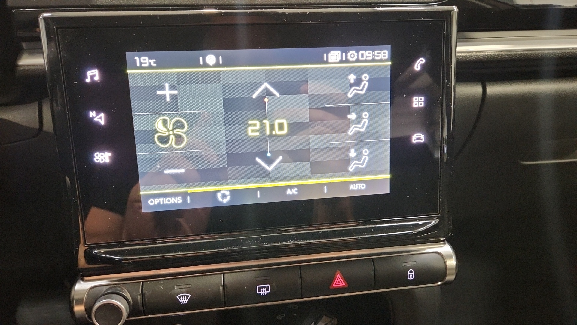 Photo 21 du véhicule CITROEN C3