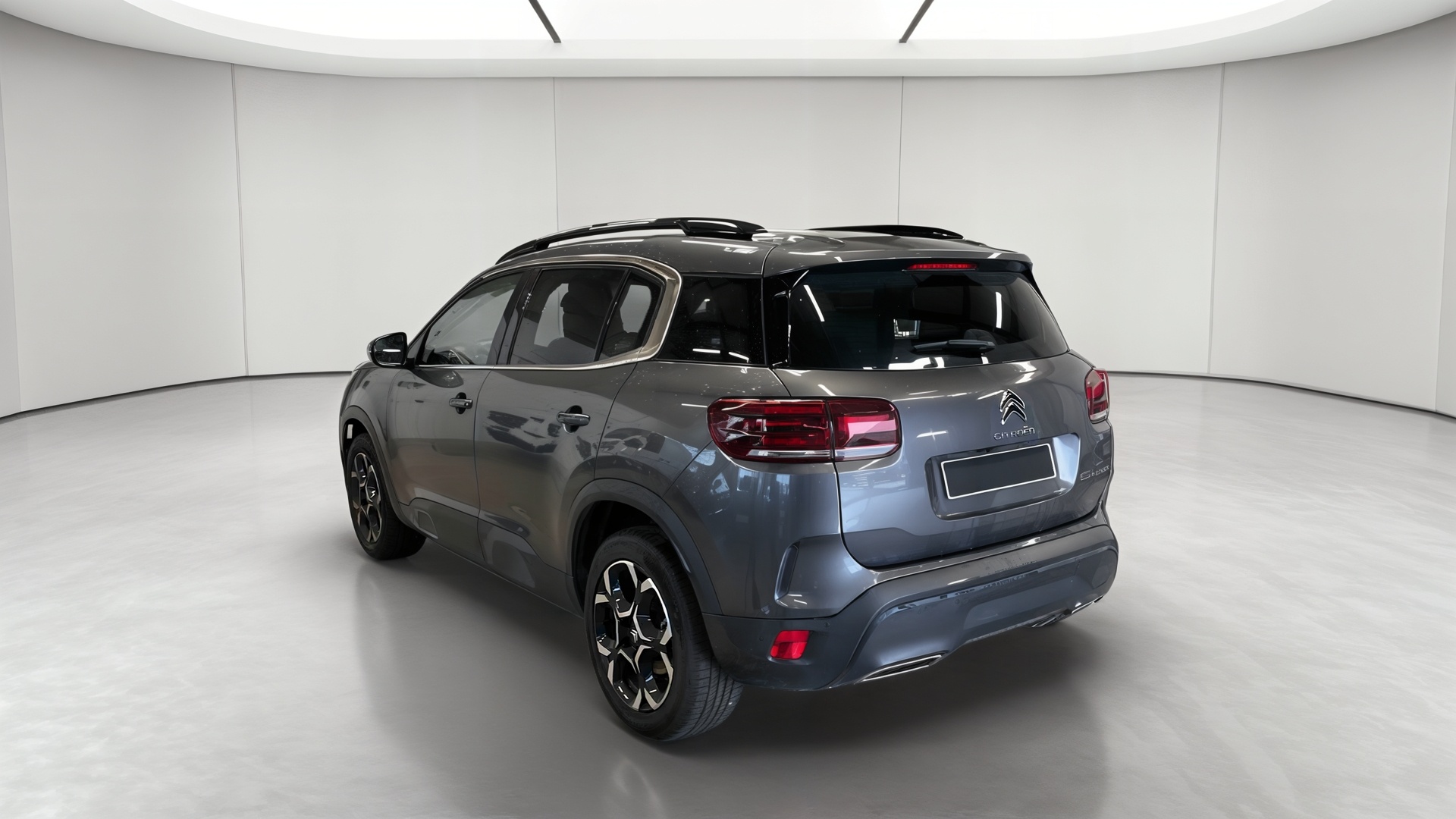 Photo 4 du véhicule CITROEN C5 AIRCROSS